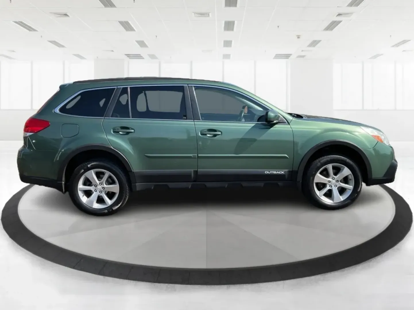 2014 Subaru Outback 2.5i Limited (4S4BRBKC6E3) with an 2.5L H-4 DOHC engine, located at 1184 Kauffman Ave, Fairborn, OH, 45324, (937) 908-9800, 39.807072, -84.030914 - **Adventure Awaits with the 2014 Subaru Outback 2.5i Limited!**<br /> <br /> Are you ready to embrace your adventurous side? The 2014 Subaru Outback 2.5i Limited is the perfect companion for weekend getaways, family road trips, or your daily commute. With its rugged utility body and advanced capabil - Photo#1
