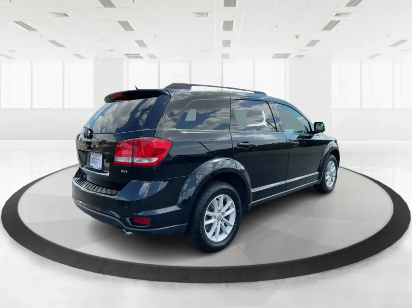 2017 Dodge Journey SXT AWD (3C4PDDBG5HT) with an Pentastar 3.6L V-6 DOHC engine, located at 1230 East Main St, Xenia, OH, 45385, (937) 908-9800, 39.688026, -83.910172 - **Adventure Awaits with the 2017 Dodge Journey SXT AWD at Advantage Car and Credit - Xenia!**<br /> <br /> Are you ready to embrace life's adventures with a reliable and versatile SUV that suits your dynamic lifestyle? The 2017 Dodge Journey SXT AWD is your perfect companion for everything from fami - Photo#2