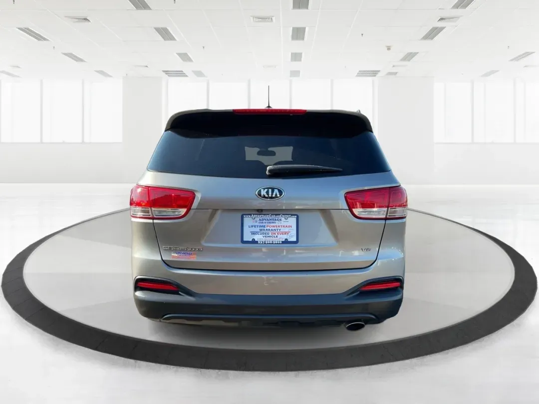 2017 Kia Sorento 3.3L LX (5XYPGDA53HG) with an Lambda II 3.3L V-6 gasoline direct injection engine, located at 1099 N County Rd 25A , Troy, OH, 45373, (937) 908-9800, 40.057079, -84.212883 - **Adventure Awaits in the 2017 Kia Sorento: Your Perfect Family SUV!**<br /> <br /> Are you ready to embark on unforgettable family road trips or weekend getaways? Look no further than the 2017 Kia Sorento, a versatile and comfortable SUV that's perfect for growing families and adventure-seekers ali - Photo#3