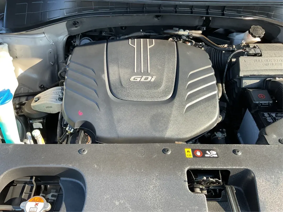 2017 Kia Sorento 3.3L LX (5XYPGDA53HG) with an Lambda II 3.3L V-6 gasoline direct injection engine, located at 1099 N County Rd 25A , Troy, OH, 45373, (937) 908-9800, 40.057079, -84.212883 - **Adventure Awaits in the 2017 Kia Sorento: Your Perfect Family SUV!**<br /> <br /> Are you ready to embark on unforgettable family road trips or weekend getaways? Look no further than the 2017 Kia Sorento, a versatile and comfortable SUV that's perfect for growing families and adventure-seekers ali - Photo#11