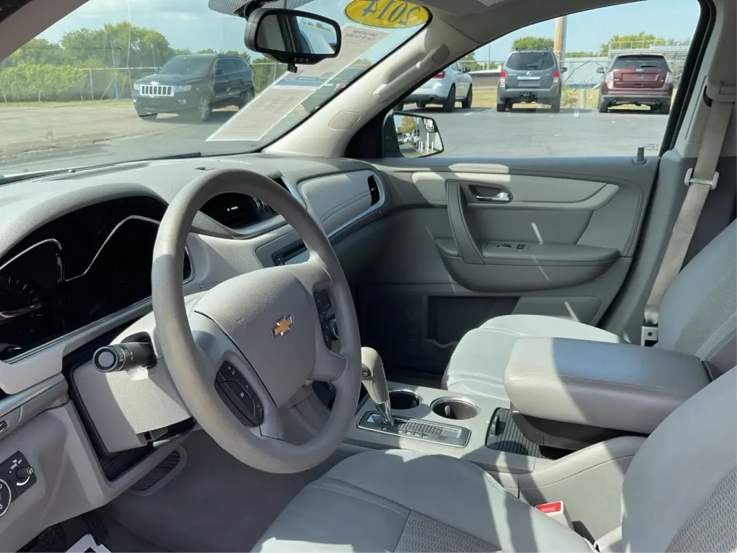 2014 Chevrolet Traverse LS (1GNKVFEDXEJ) with an 3.6L V-6 gasoline direct injection engine, located at 401 Woodman Dr, Riverside, OH, 45431, (937) 908-9800, 39.760899, -84.123421 - **Adventure Awaits with This 2014 Chevrolet Traverse LS at Advantage Car and Credit - Riverside!**<br /> <br /> Are you ready to elevate your family road trips or weekend adventures? Introducing the 2014 Chevrolet Traverse LS-a versatile SUV designed with comfort, safety, and style in mind. This rug - Photo#9