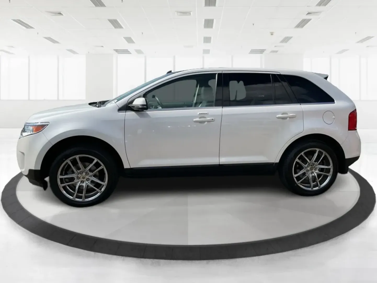 2014 Ford Edge Limited (2FMDK3KCXEB) with an Other engine, located at 1230 East Main St, Xenia, OH, 45385, (937) 908-9800, 39.688026, -83.910172 - **Unleash Your Adventurous Side with the 2014 Ford Edge Limited - Perfect for Family Road Trips and Weekend Getaways!**<br /> <br /> Are you ready to elevate your driving experience? Look no further than this stunning 2014 Ford Edge Limited, available exclusively at Advantage Car and Credit in Xenia - Photo#5