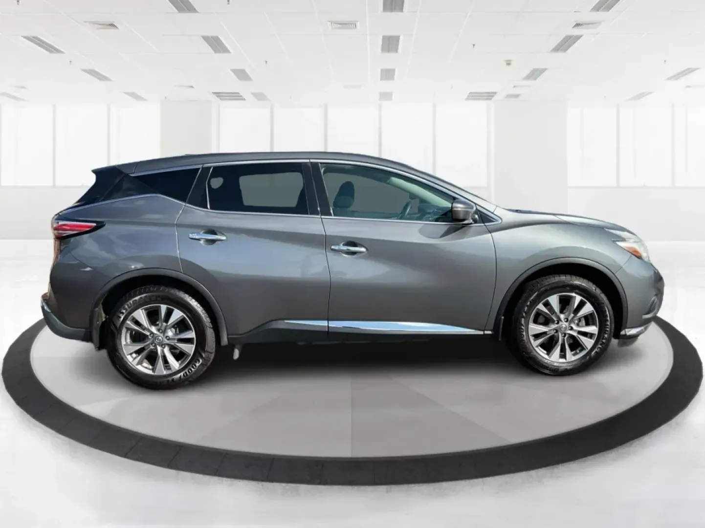 2015 Nissan Murano S (5N1AZ2MH0FN) with an 3.5L V-6 DOHC engine, located at 1951 S Dayton Lakeview Rd., New Carlisle, OH, 45344, (937) 908-9800, 39.890999, -84.050255 - **Unleash Your Adventures with the 2015 Nissan Murano Ideal for Growing Families and Weekend Explorers!**<br /> <br /> Are you ready to elevate your family outings or weekend adventures? Look no further than the stunning **2015 Nissan Murano** available at **Advantage Car and Credit**, your trusted - Photo#1