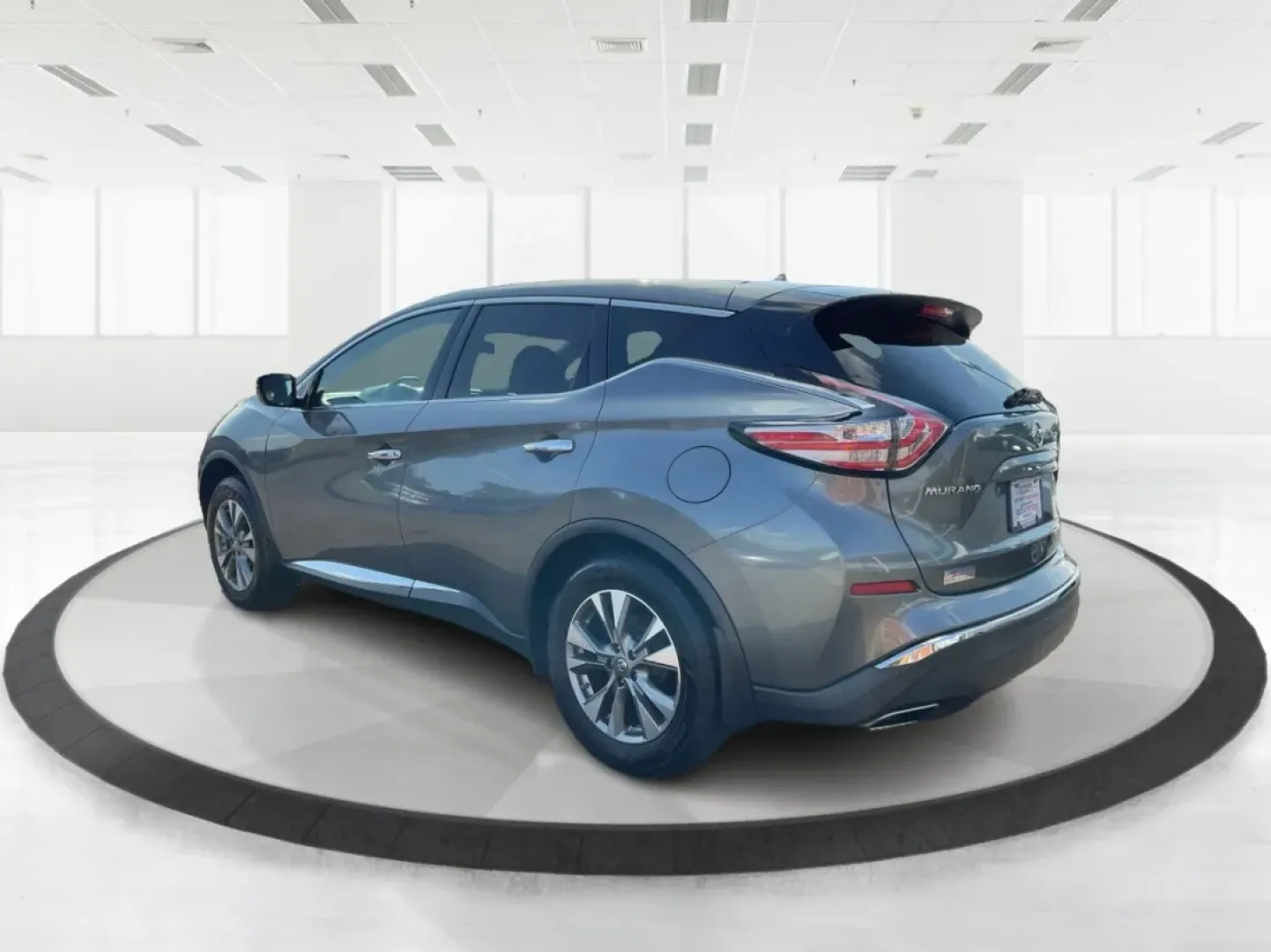 2015 Nissan Murano S (5N1AZ2MH0FN) with an 3.5L V-6 DOHC engine, located at 1951 S Dayton Lakeview Rd., New Carlisle, OH, 45344, (937) 908-9800, 39.890999, -84.050255 - **Unleash Your Adventures with the 2015 Nissan Murano Ideal for Growing Families and Weekend Explorers!**<br /> <br /> Are you ready to elevate your family outings or weekend adventures? Look no further than the stunning **2015 Nissan Murano** available at **Advantage Car and Credit**, your trusted - Photo#4