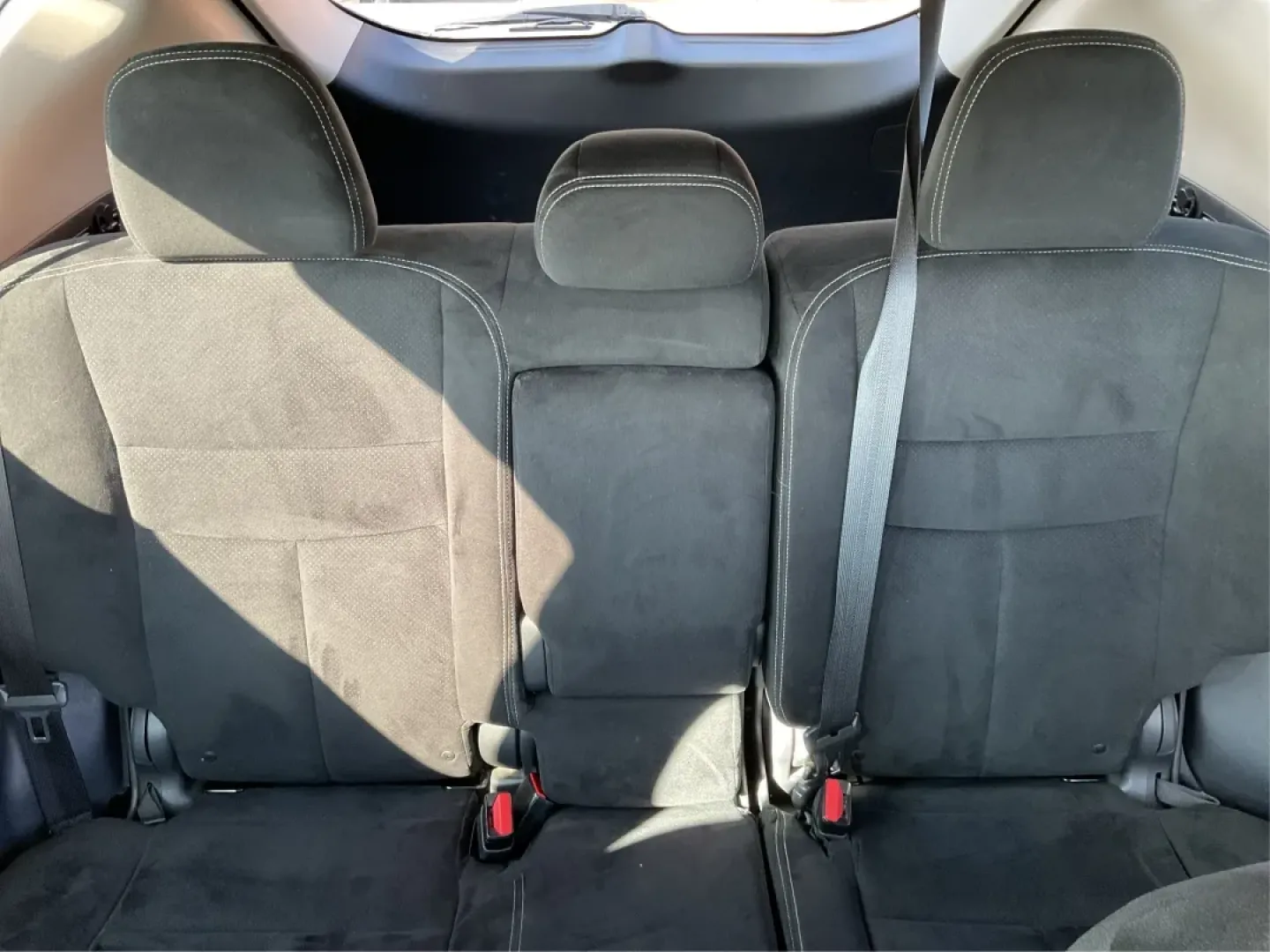 2015 Nissan Murano S (5N1AZ2MH0FN) with an 3.5L V-6 DOHC engine, located at 1951 S Dayton Lakeview Rd., New Carlisle, OH, 45344, (937) 908-9800, 39.890999, -84.050255 - **Unleash Your Adventures with the 2015 Nissan Murano Ideal for Growing Families and Weekend Explorers!**<br /> <br /> Are you ready to elevate your family outings or weekend adventures? Look no further than the stunning **2015 Nissan Murano** available at **Advantage Car and Credit**, your trusted - Photo#14