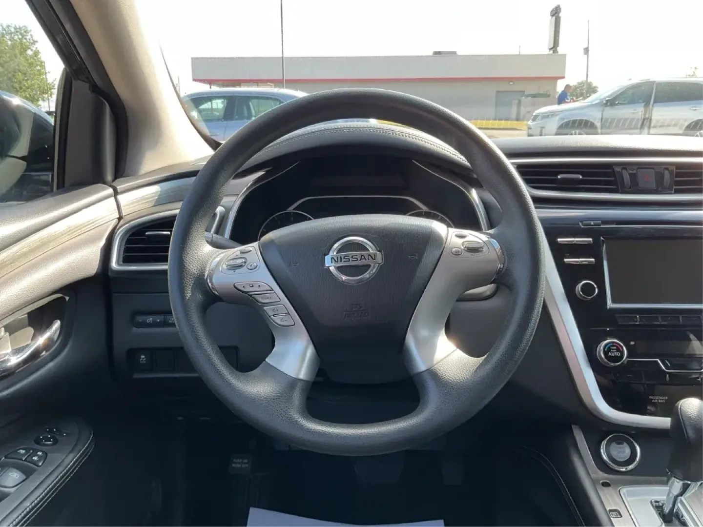 2015 Nissan Murano S (5N1AZ2MH0FN) with an 3.5L V-6 DOHC engine, located at 1951 S Dayton Lakeview Rd., New Carlisle, OH, 45344, (937) 908-9800, 39.890999, -84.050255 - **Unleash Your Adventures with the 2015 Nissan Murano Ideal for Growing Families and Weekend Explorers!**<br /> <br /> Are you ready to elevate your family outings or weekend adventures? Look no further than the stunning **2015 Nissan Murano** available at **Advantage Car and Credit**, your trusted - Photo#16