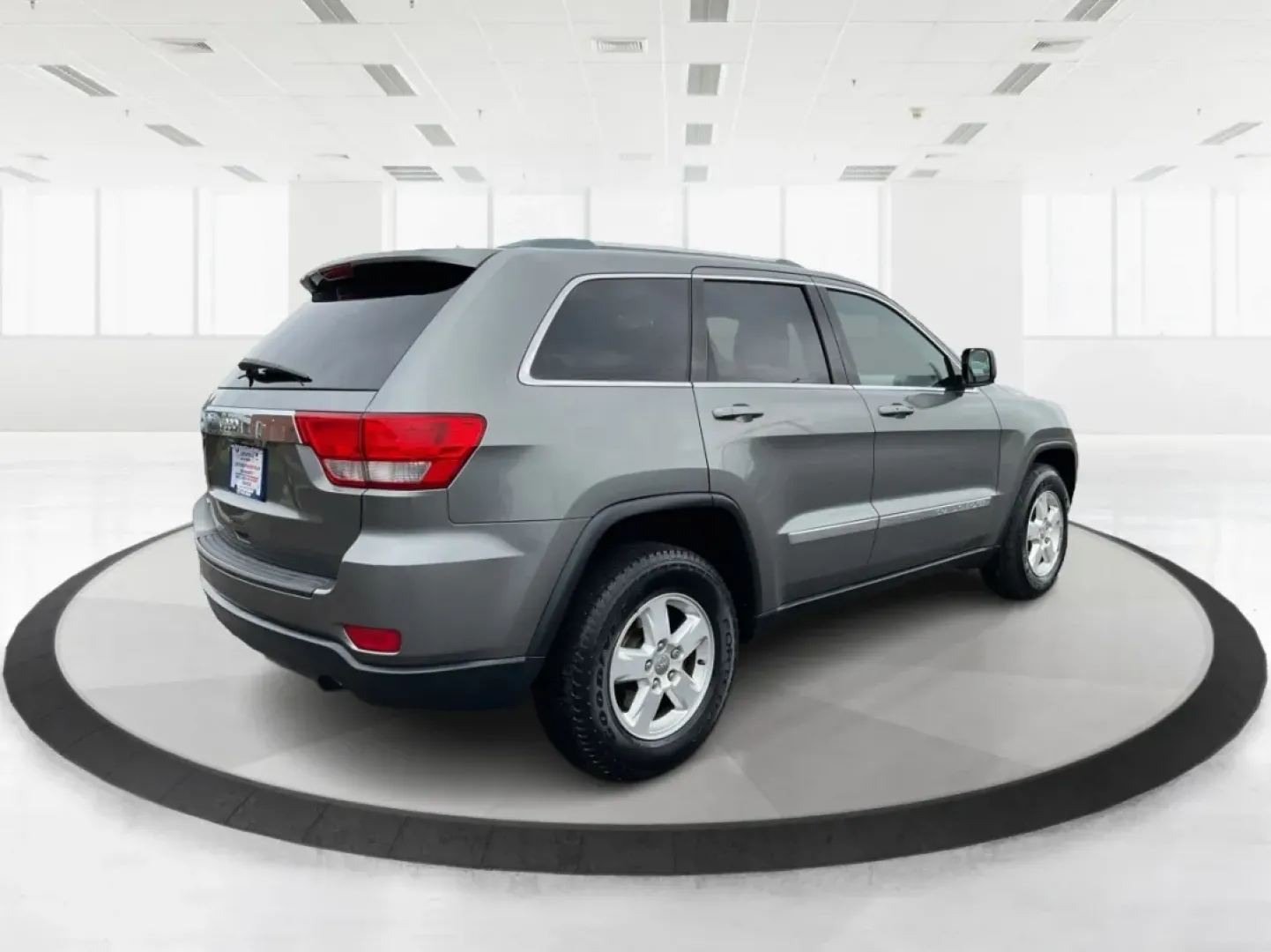 2012 Jeep Grand Cherokee Laredo (1C4RJFAG2CC) with an Other engine, located at 8750 N County Rd 25A, Piqua, OH, 45356, (937) 908-9800, 40.164391, -84.232513 - ### Discover Adventure with the 2012 Jeep Grand Cherokee Laredo at Advantage Car and Credit - Piqua<br /> <br /> Are you ready to tackle your next adventure, whether it's a weekend getaway or daily commutes through Piqua's scenic routes? The 2012 Jeep Grand Cherokee Laredo is the perfect SUV for tho - Photo#2