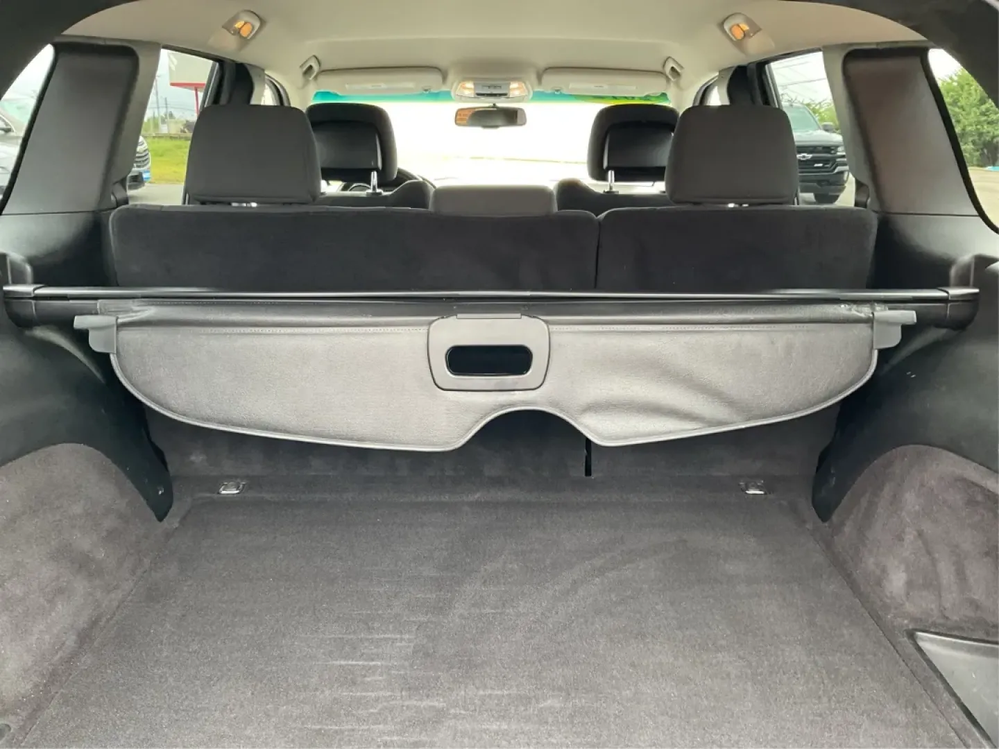 2012 Jeep Grand Cherokee Laredo (1C4RJFAG2CC) with an Other engine, located at 8750 N County Rd 25A, Piqua, OH, 45356, (937) 908-9800, 40.164391, -84.232513 - ### Discover Adventure with the 2012 Jeep Grand Cherokee Laredo at Advantage Car and Credit - Piqua<br /> <br /> Are you ready to tackle your next adventure, whether it's a weekend getaway or daily commutes through Piqua's scenic routes? The 2012 Jeep Grand Cherokee Laredo is the perfect SUV for tho - Photo#12