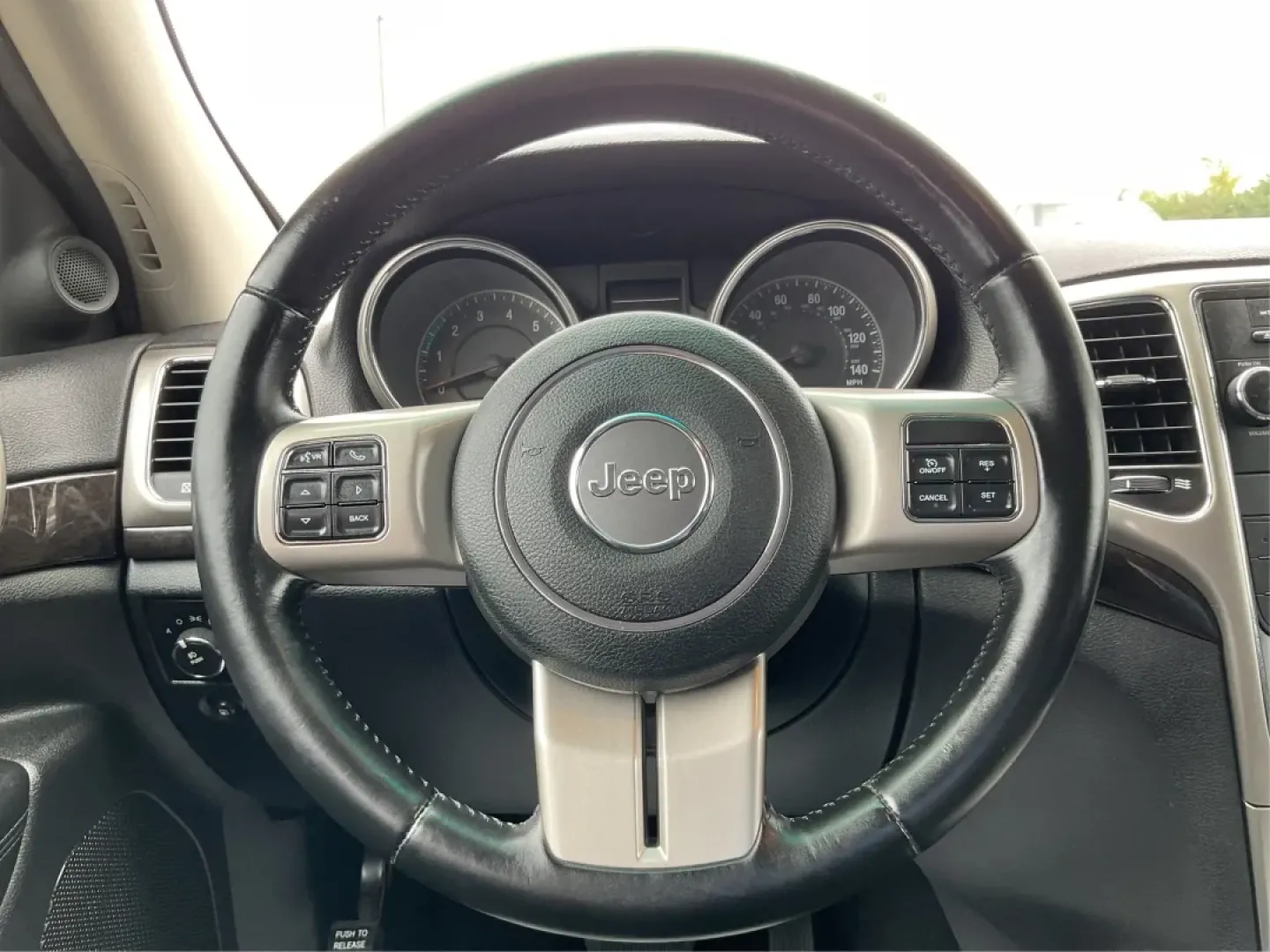 2012 Jeep Grand Cherokee Laredo (1C4RJFAG2CC) with an Other engine, located at 8750 N County Rd 25A, Piqua, OH, 45356, (937) 908-9800, 40.164391, -84.232513 - ### Discover Adventure with the 2012 Jeep Grand Cherokee Laredo at Advantage Car and Credit - Piqua<br /> <br /> Are you ready to tackle your next adventure, whether it's a weekend getaway or daily commutes through Piqua's scenic routes? The 2012 Jeep Grand Cherokee Laredo is the perfect SUV for tho - Photo#16