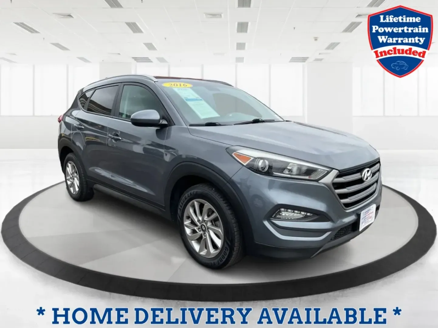 2016 Hyundai Tucson SE (KM8J3CA48GU) with an Nu 2L I-4 gasoline direct injection engine, located at 4508 South Dixie Dr, Moraine, OH, 45439, (937) 908-9800, 39.689976, -84.218452 - Are you ready to embrace a new lifestyle that combines adventure and daily practicality? Look no further than the 2016 Hyundai Tucson SE, available now at Advantage Car and Credit in Moraine, OH. Whether you're a growing family in search of a reliable SUV, a commuter requiring a dependable ride, or - Photo#0