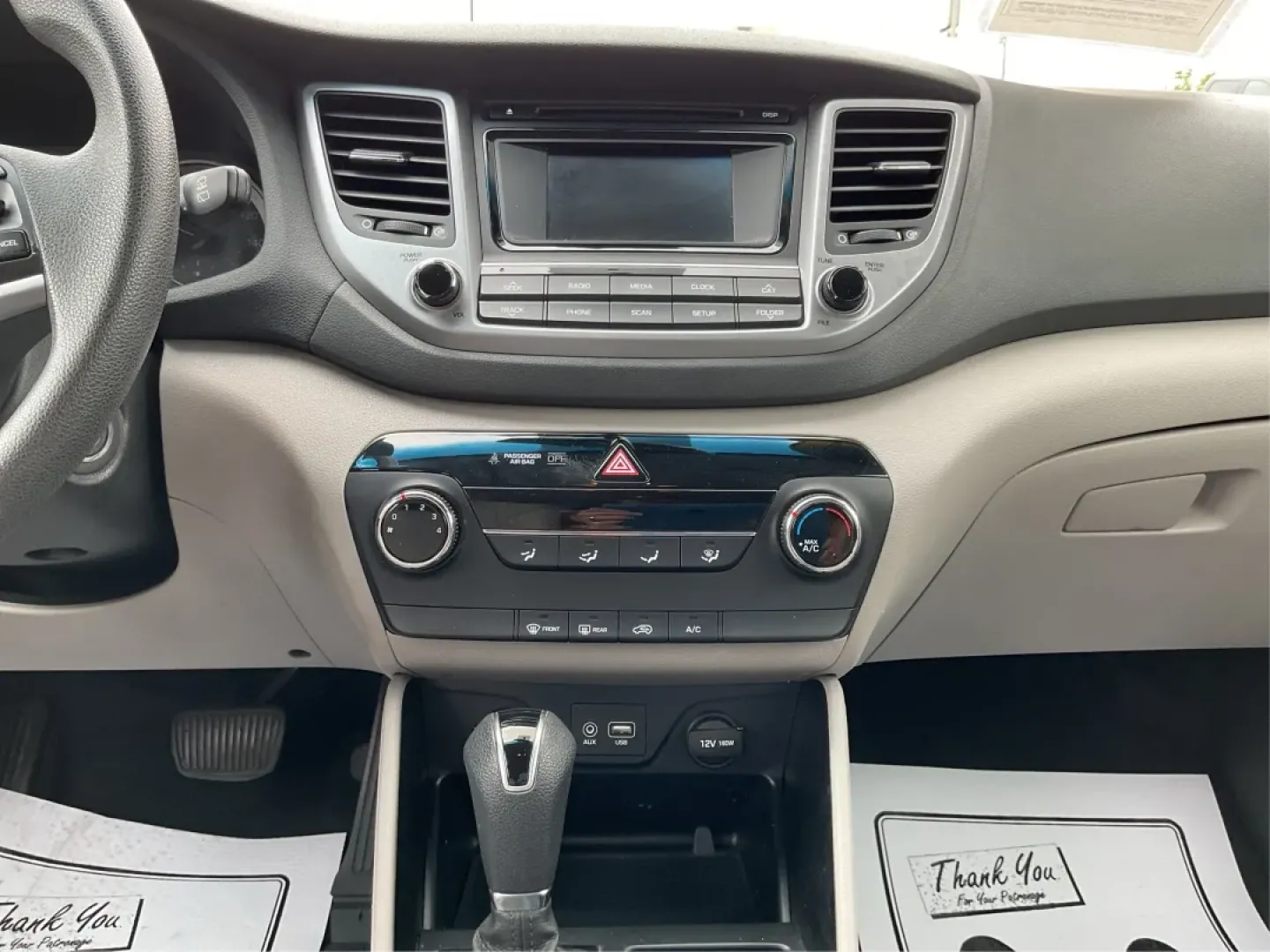 2016 Hyundai Tucson SE (KM8J3CA48GU) with an Nu 2L I-4 gasoline direct injection engine, located at 4508 South Dixie Dr, Moraine, OH, 45439, (937) 908-9800, 39.689976, -84.218452 - Are you ready to embrace a new lifestyle that combines adventure and daily practicality? Look no further than the 2016 Hyundai Tucson SE, available now at Advantage Car and Credit in Moraine, OH. Whether you're a growing family in search of a reliable SUV, a commuter requiring a dependable ride, or - Photo#13