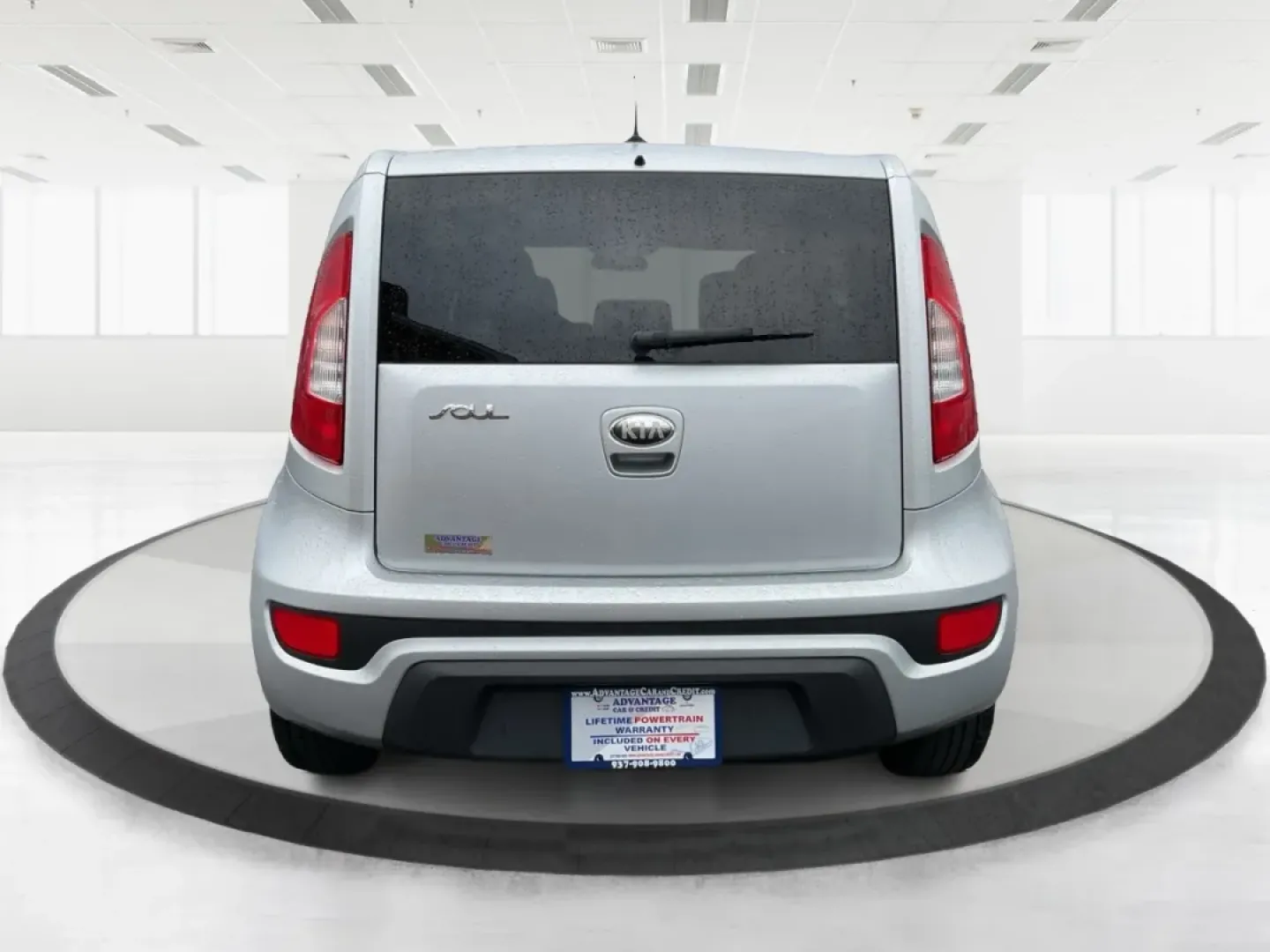 2013 Kia Soul + (KNDJT2A6XD7) with an 2.0L L4 DOHC 16V engine, Automatic transmission, located at 880 E. National Road, Vandalia, OH, 45377, (937) 908-9800, 39.891918, -84.183594 - **Elevate Your Everyday with the 2013 Kia Soul Perfect for the Modern Lifestyle!**<br /> <br /> Are you ready to embrace a vehicle that effortlessly fits into your busy life? The 2013 Kia Soul is your ideal companion, whether you're a growing family needing a reliable ride, a commuter seeking comfo - Photo#3