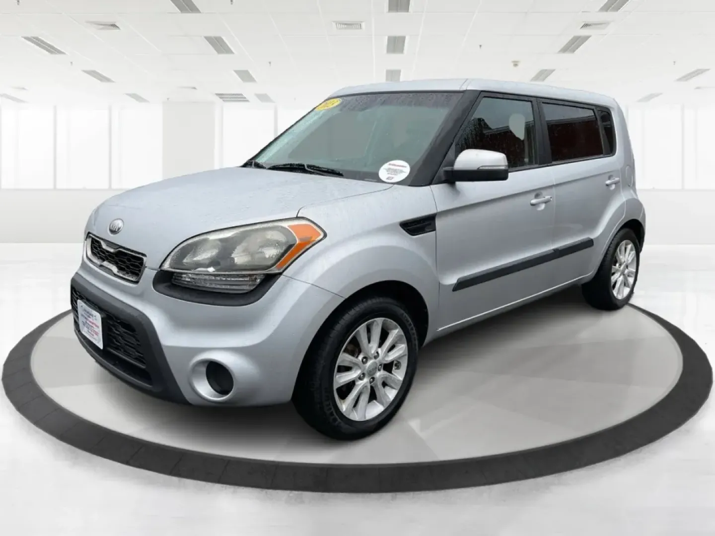 2013 Kia Soul + (KNDJT2A6XD7) with an 2.0L L4 DOHC 16V engine, Automatic transmission, located at 880 E. National Road, Vandalia, OH, 45377, (937) 908-9800, 39.891918, -84.183594 - **Elevate Your Everyday with the 2013 Kia Soul Perfect for the Modern Lifestyle!**<br /> <br /> Are you ready to embrace a vehicle that effortlessly fits into your busy life? The 2013 Kia Soul is your ideal companion, whether you're a growing family needing a reliable ride, a commuter seeking comfo - Photo#8