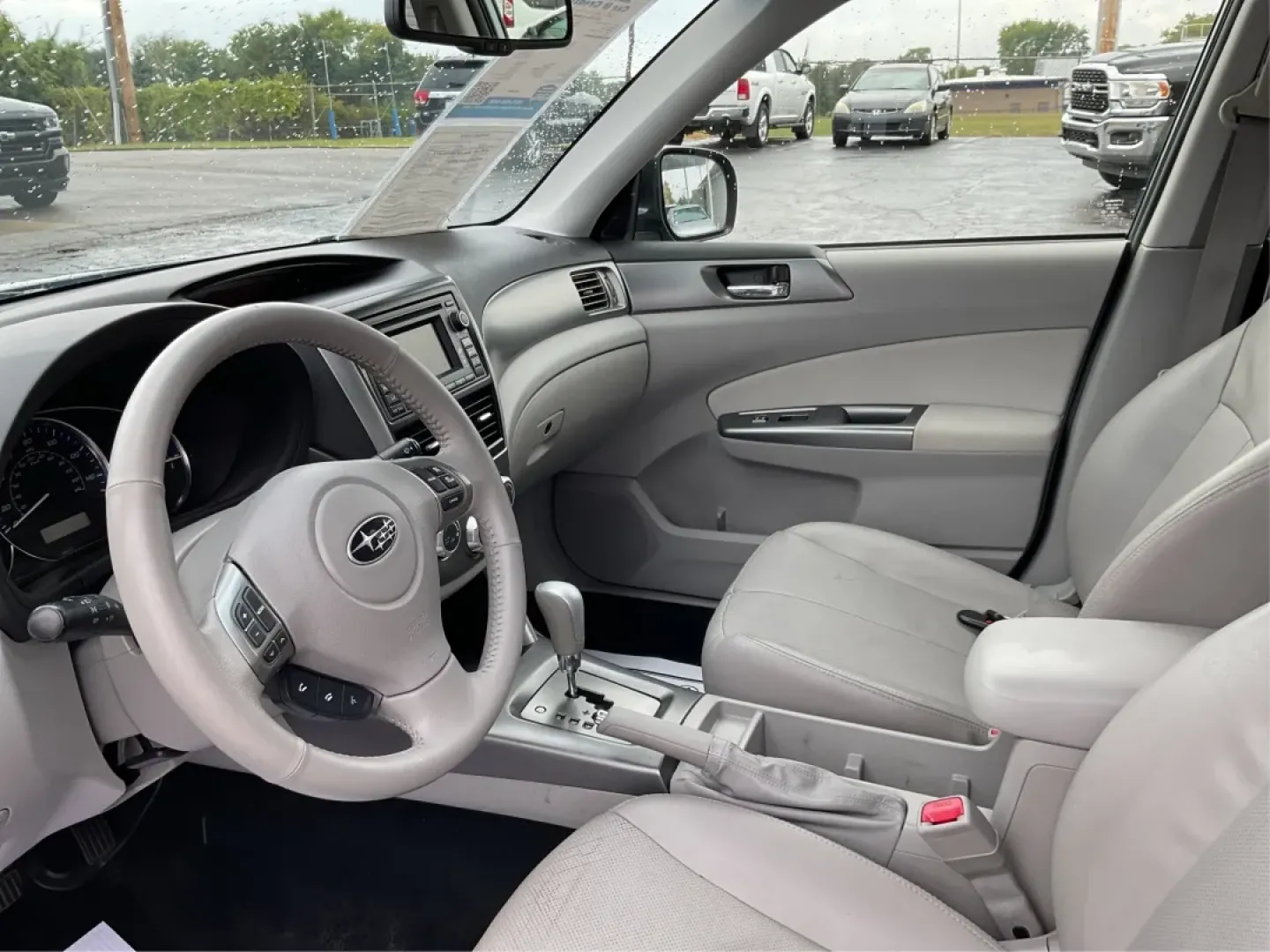 2013 Subaru Forester 2.5X Limited (JF2SHAEC3DH) with an 2.5L H-4 DOHC engine, located at 401 Woodman Dr, Riverside, OH, 45431, (937) 908-9800, 39.760899, -84.123421 - Discover the ultimate blend of adventure and reliability with this 2013 Subaru Forester 2.5X Limited, available now at Advantage Car and Credit - Riverside. Located at 401 Woodman Dr, Riverside, OH 45431, we specialize in Buy Here Pay Here financing, ensuring that you drive away with guaranteed appr - Photo#9