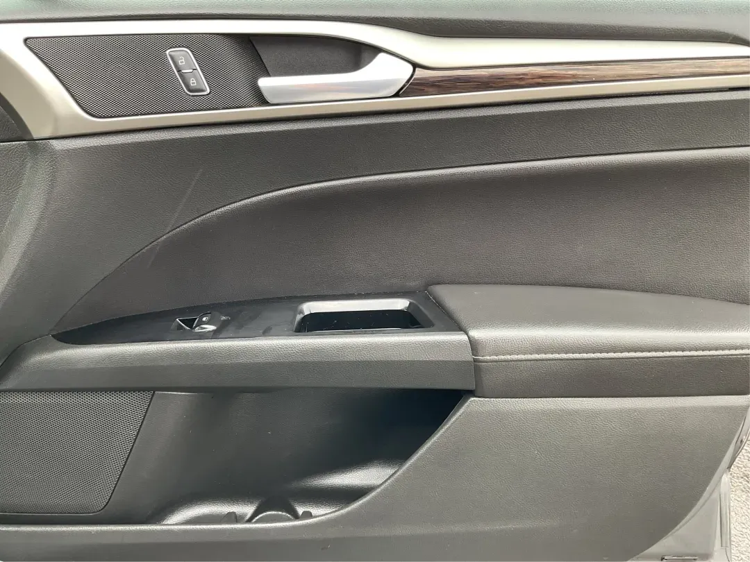 2014 Ford Fusion SE (3FA6P0HD2ER) with an Other engine, located at 1099 N County Rd 25A , Troy, OH, 45373, (937) 908-9800, 40.057079, -84.212883 - **Discover Your Next Adventure with the 2014 Ford Fusion SE at Advantage Car and Credit - Moraine** <br /> <br /> Are you ready to elevate your daily commute or family road trips? The 2014 Ford Fusion SE is your gateway to a lifestyle brimming with comfort, technology, and reliability. Ideal for bu - Photo#20