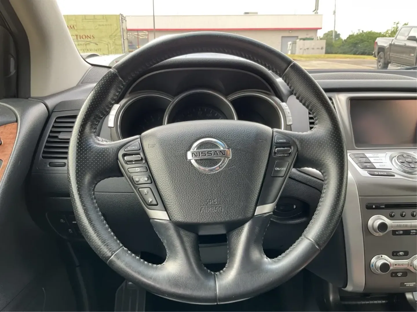 2014 Nissan Murano LE (JN8AZ1MW9EW) with an 3.5L V-6 DOHC engine, located at 8750 N County Rd 25A, Piqua, OH, 45356, (937) 908-9800, 40.164391, -84.232513 - **Elevate Your Driving Experience with the 2014 Nissan Murano LE Perfect for Family Adventures and Daily Commutes!**<br /> <br /> Are you searching for a vehicle that combines comfort, performance, and versatility? The 2014 Nissan Murano LE, available now at Advantage Car and Credit in Piqua, OH, i - Photo#16