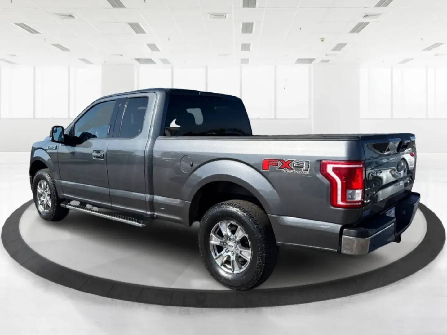 2017 Ford F-150 XLT (1FTFX1EF2HF) with an Other engine, located at 1099 N County Rd 25A , Troy, OH, 45373, (937) 908-9800, 40.057079, -84.212883 - **Unleash Your Adventures with This 2017 Ford F-150 XLT from Advantage Car and Credit - Troy!** <br /> <br /> Are you in search of a reliable truck that fits your adventurous lifestyle while also providing the comfort and technology you crave? Look no further than this stunning 2017 Ford F-150 XLT, - Photo#4