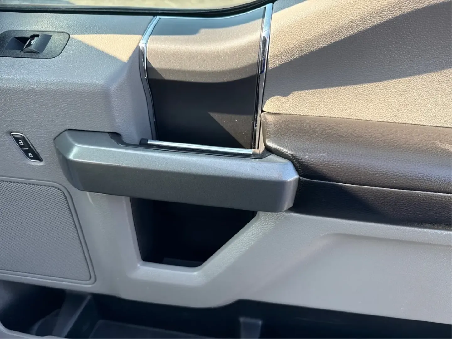 2017 Ford F-150 XLT (1FTFX1EF2HF) with an Other engine, located at 1099 N County Rd 25A , Troy, OH, 45373, (937) 908-9800, 40.057079, -84.212883 - **Unleash Your Adventures with This 2017 Ford F-150 XLT from Advantage Car and Credit - Troy!** <br /> <br /> Are you in search of a reliable truck that fits your adventurous lifestyle while also providing the comfort and technology you crave? Look no further than this stunning 2017 Ford F-150 XLT, - Photo#20