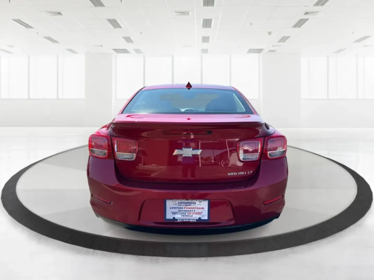 2014 Chevrolet Malibu 2LT (1G11E5SL4EF) with an 2.5L L4 DOHC 16V engine, 6-Speed Automatic transmission, located at 8750 N County Rd 25A, Piqua, OH, 45356, (937) 908-9800, 40.164391, -84.232513 - **Drive in Style: The 2014 Chevrolet Malibu 2LT Awaits You!** <br /> <br /> Are you ready to elevate your daily commute or embark on unforgettable weekend road trips? The 2014 Chevrolet Malibu 2LT is the ultimate sedan designed for budget-conscious buyers and anyone seeking a reliable vehicle that d - Photo#3