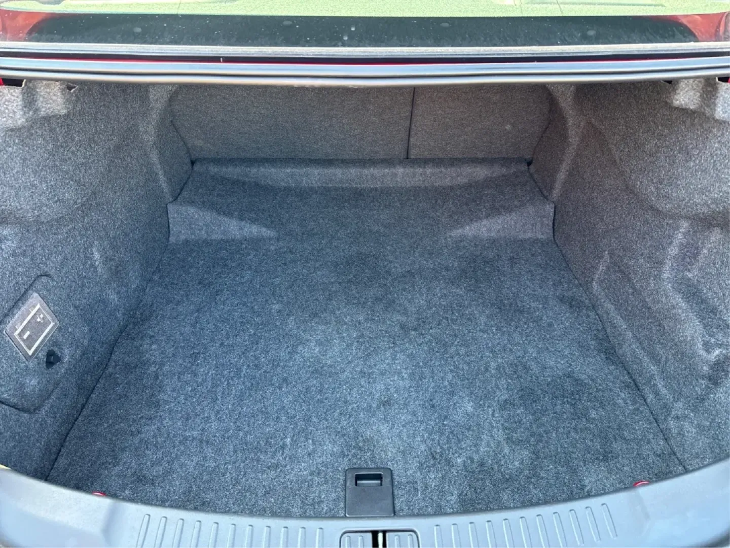 2014 Chevrolet Malibu 2LT (1G11E5SL4EF) with an 2.5L L4 DOHC 16V engine, 6-Speed Automatic transmission, located at 8750 N County Rd 25A, Piqua, OH, 45356, (937) 908-9800, 40.164391, -84.232513 - **Drive in Style: The 2014 Chevrolet Malibu 2LT Awaits You!** <br /> <br /> Are you ready to elevate your daily commute or embark on unforgettable weekend road trips? The 2014 Chevrolet Malibu 2LT is the ultimate sedan designed for budget-conscious buyers and anyone seeking a reliable vehicle that d - Photo#12