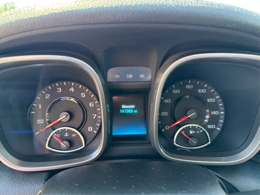 2014 Chevrolet Malibu 2LT (1G11E5SL4EF) with an 2.5L L4 DOHC 16V engine, 6-Speed Automatic transmission, located at 8750 N County Rd 25A, Piqua, OH, 45356, (937) 908-9800, 40.164391, -84.232513 - **Drive in Style: The 2014 Chevrolet Malibu 2LT Awaits You!** <br /> <br /> Are you ready to elevate your daily commute or embark on unforgettable weekend road trips? The 2014 Chevrolet Malibu 2LT is the ultimate sedan designed for budget-conscious buyers and anyone seeking a reliable vehicle that d - Photo#15