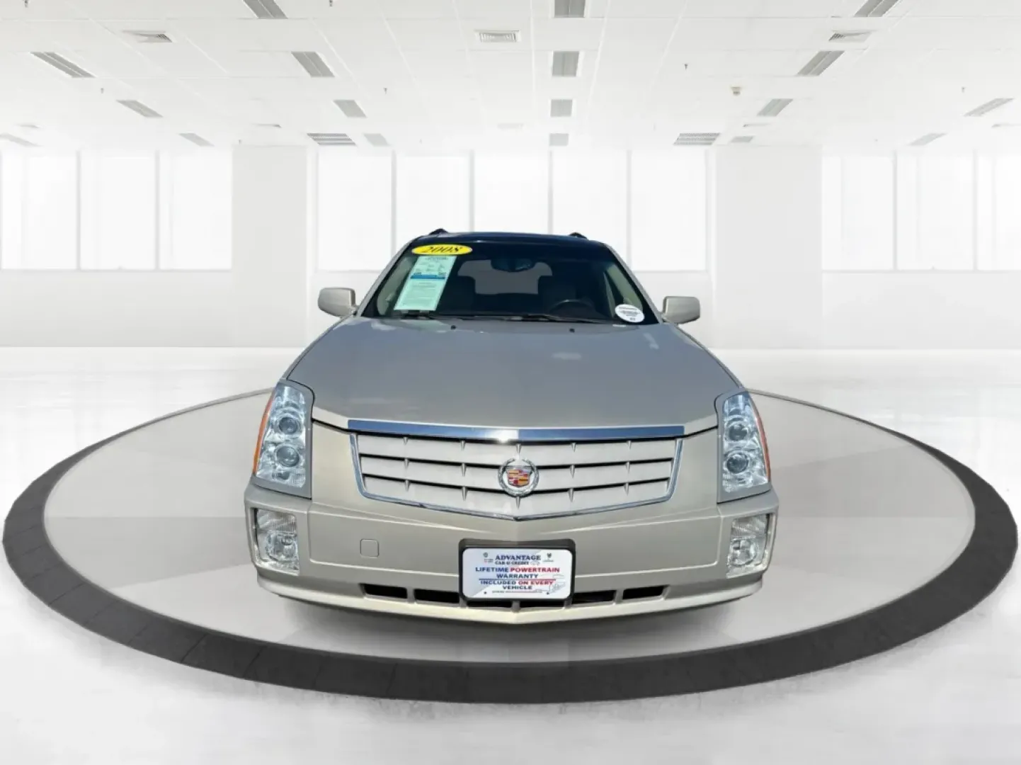 2008 Cadillac SRX V6 (1GYEE437X80) with an 3.6L V-6 DOHC engine, located at 1230 East Main St, Xenia, OH, 45385, (937) 908-9800, 39.688026, -83.910172 - **Discover Luxury and Versatility with the 2008 Cadillac SRX at Advantage Car and Credit Xenia**<br /> <br /> Are you looking for a vehicle that seamlessly blends luxury with practicality? The 2008 Cadillac SRX is the perfect companion for those who desire a comfortable ride for their family, want - Photo#7