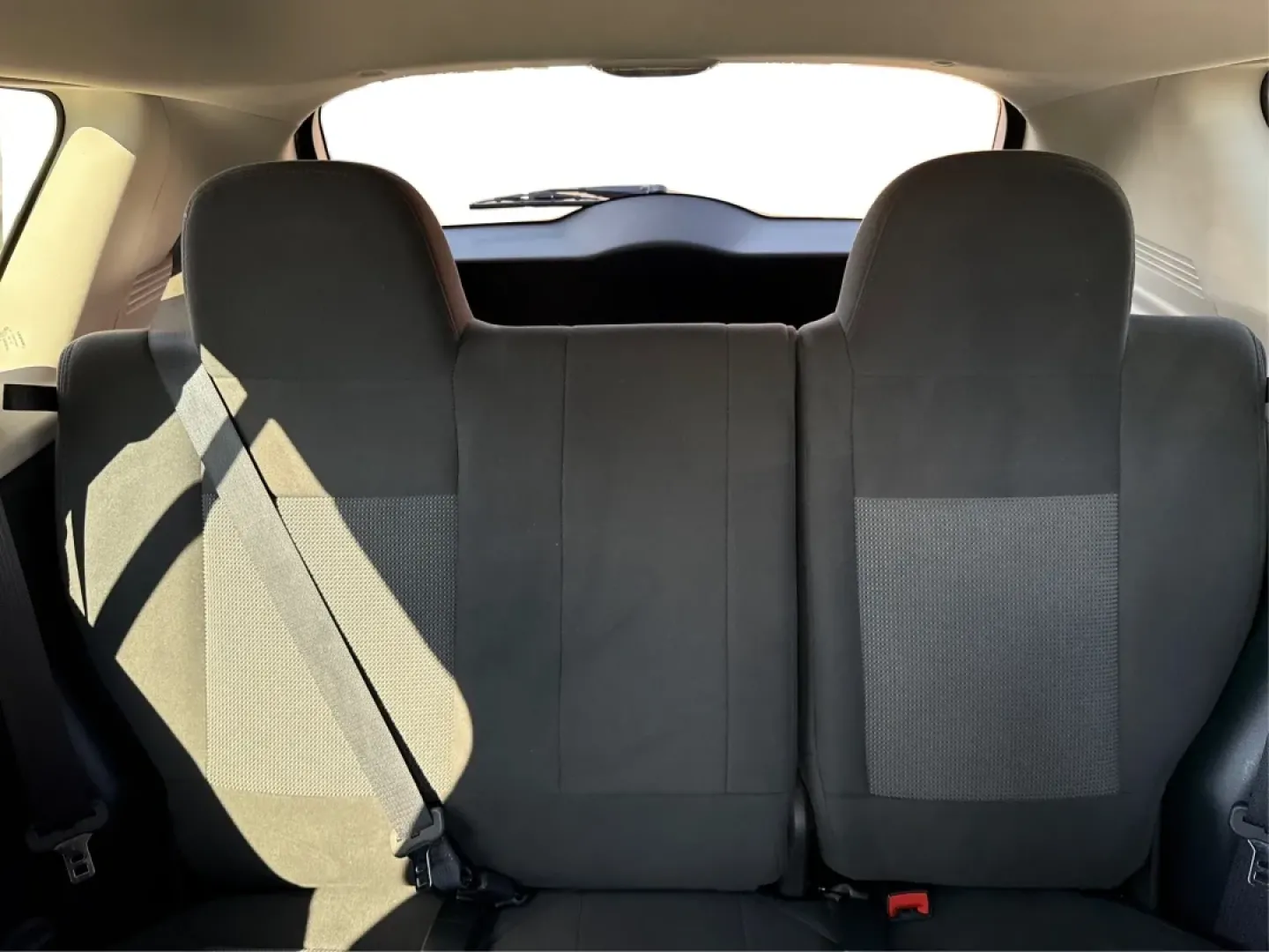 2016 Jeep Compass Sport (1C4NJCBA6GD) with an Other engine, located at 880 E. National Road, Vandalia, OH, 45377, (937) 908-9800, 39.891918, -84.183594 - **Adventure Awaits: Discover the 2016 Jeep Compass Sport at Advantage Car and Credit!**<br /> <br /> Are you ready to embrace the open road and tackle weekend adventures? Look no further than the 2016 Jeep Compass Sport, a versatile SUV that fits seamlessly into your active lifestyle. Whether you're - Photo#14