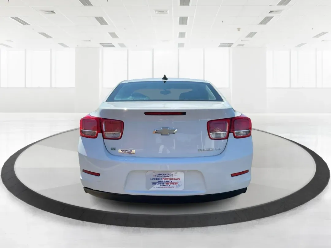 2015 Chevrolet Malibu 1FL (1G11A5SL9FU) with an ECOTEC 2.5L I-4 gasoline direct injection engine, located at 8750 N County Rd 25A, Piqua, OH, 45356, (937) 908-9800, 40.164391, -84.232513 - **Discover Your Next Adventure with the 2015 Chevrolet Malibu at Advantage Car and Credit - Troy!**<br /> <br /> Are you in search of a reliable sedan that seamlessly combines style, comfort, and performance for your daily commute? Look no further! The 2015 Chevrolet Malibu 1FL is the perfect vehicl - Photo#3