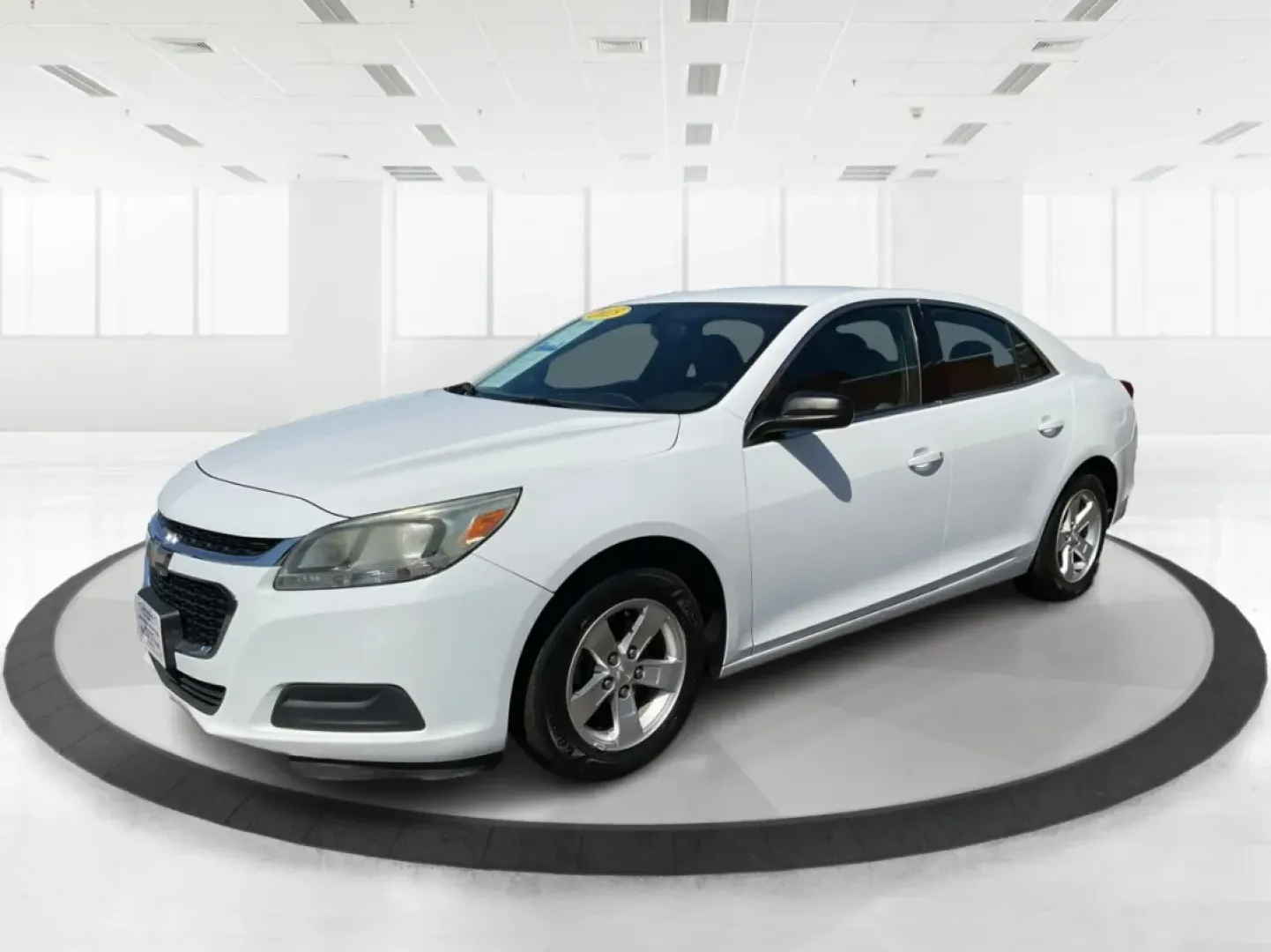 2015 Chevrolet Malibu 1FL (1G11A5SL9FU) with an ECOTEC 2.5L I-4 gasoline direct injection engine, located at 8750 N County Rd 25A, Piqua, OH, 45356, (937) 908-9800, 40.164391, -84.232513 - **Discover Your Next Adventure with the 2015 Chevrolet Malibu at Advantage Car and Credit - Troy!**<br /> <br /> Are you in search of a reliable sedan that seamlessly combines style, comfort, and performance for your daily commute? Look no further! The 2015 Chevrolet Malibu 1FL is the perfect vehicl - Photo#8