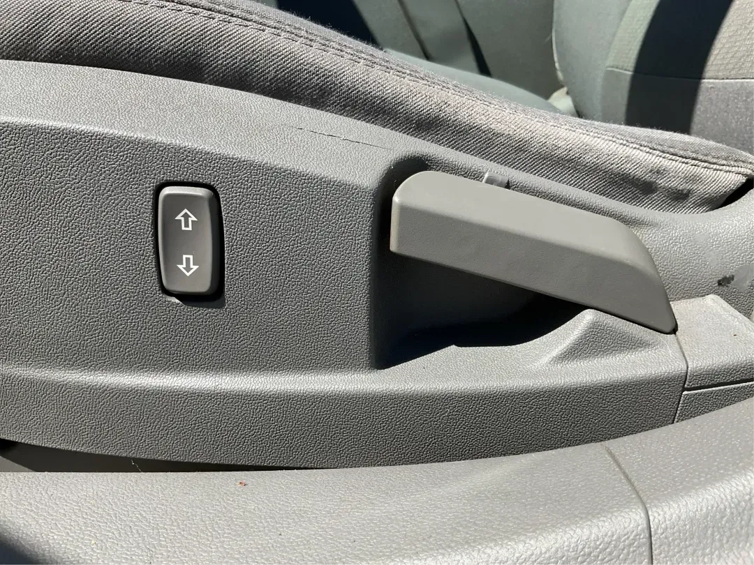 2015 Chevrolet Malibu 1FL (1G11A5SL9FU) with an ECOTEC 2.5L I-4 gasoline direct injection engine, located at 8750 N County Rd 25A, Piqua, OH, 45356, (937) 908-9800, 40.164391, -84.232513 - **Discover Your Next Adventure with the 2015 Chevrolet Malibu at Advantage Car and Credit - Troy!**<br /> <br /> Are you in search of a reliable sedan that seamlessly combines style, comfort, and performance for your daily commute? Look no further! The 2015 Chevrolet Malibu 1FL is the perfect vehicl - Photo#18