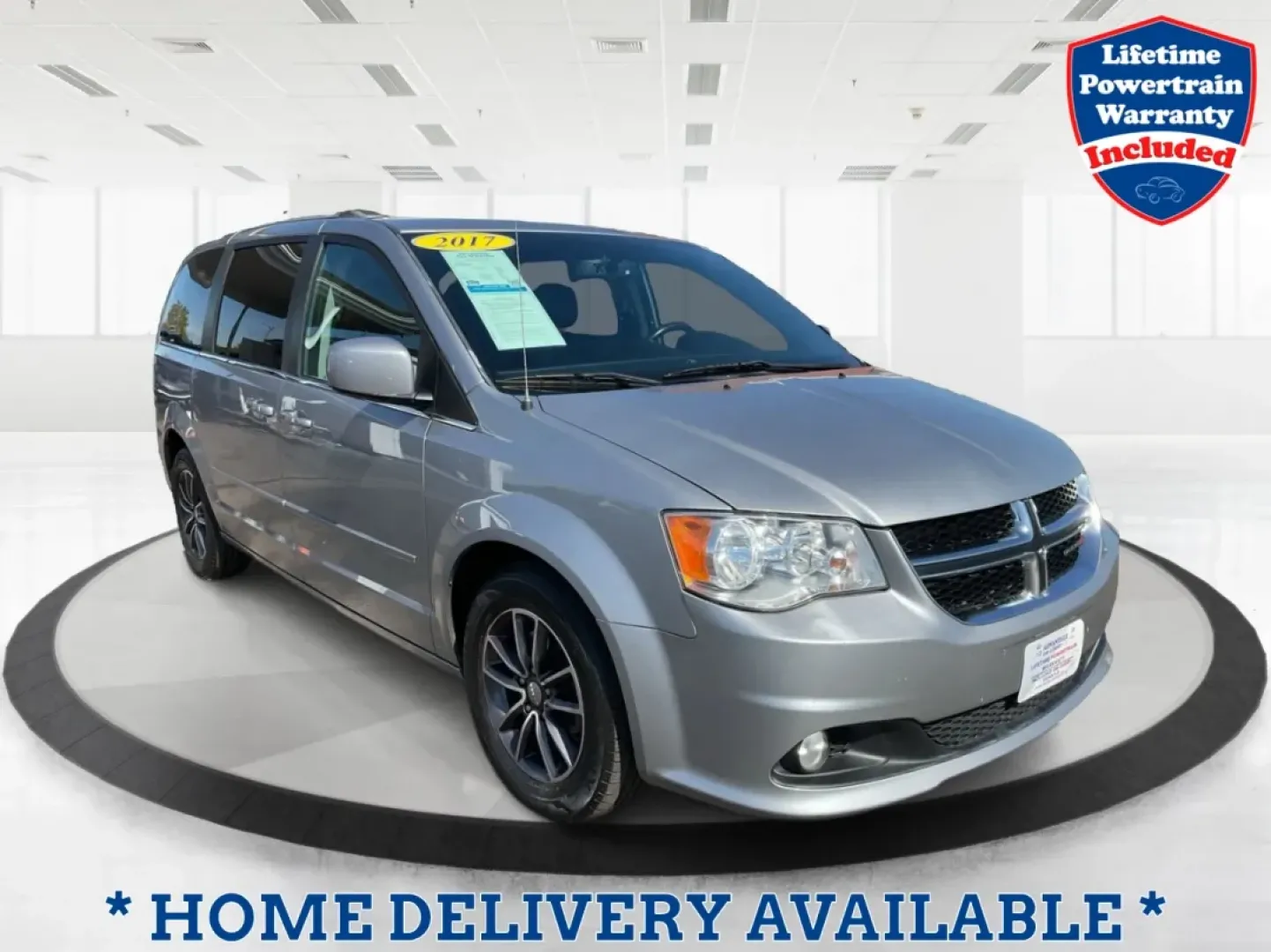 2017 Dodge Grand Caravan SXT (2C4RDGCG5HR) with an Pentastar 3.6L V-6 DOHC engine, located at 1184 Kauffman Ave, Fairborn, OH, 45324, (937) 908-9800, 39.807072, -84.030914 - **Adventure Awaits with the 2017 Dodge Grand Caravan SXT in Fairborn, OH!**<br /> <br /> Are you looking for the perfect vehicle to accommodate your growing family or to embark on weekend adventures? Look no further! The 2017 Dodge Grand Caravan SXT is designed for those who prioritize space, comfor - Photo#0