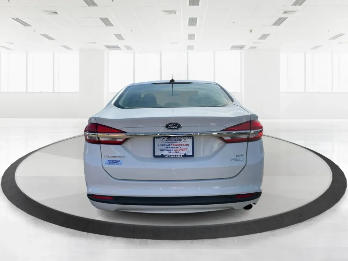 2018 Ford Fusion SE (3FA6P0HD4JR) with an Other engine, located at 1184 Kauffman Ave, Fairborn, OH, 45324, (937) 908-9800, 39.807072, -84.030914 - **Experience the Perfect Blend of Comfort and Style with this 2018 Ford Fusion SE at Advantage Car and Credit Piqua!**<br /> <br /> Are you searching for a reliable sedan that combines comfort, tech features, and a sleek design? Look no further than this stunning **2018 Ford Fusion SE**! This car i - Photo#3