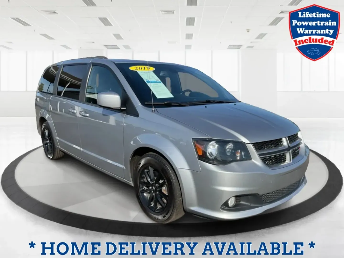 2019 Dodge Grand Caravan GT (2C4RDGEG7KR) with an Pentastar 3.6L V-6 DOHC engine, located at 1230 East Main St, Xenia, OH, 45385, (937) 908-9800, 39.688026, -83.910172 - Are you searching for the perfect vehicle that can effortlessly fit into your family's busy lifestyle? Look no further! The 2019 Dodge Grand Caravan GT is the ultimate choice for growing families, weekend adventurers, and anyone needing a reliable and spacious ride. With its impressive safety featur - Photo#0