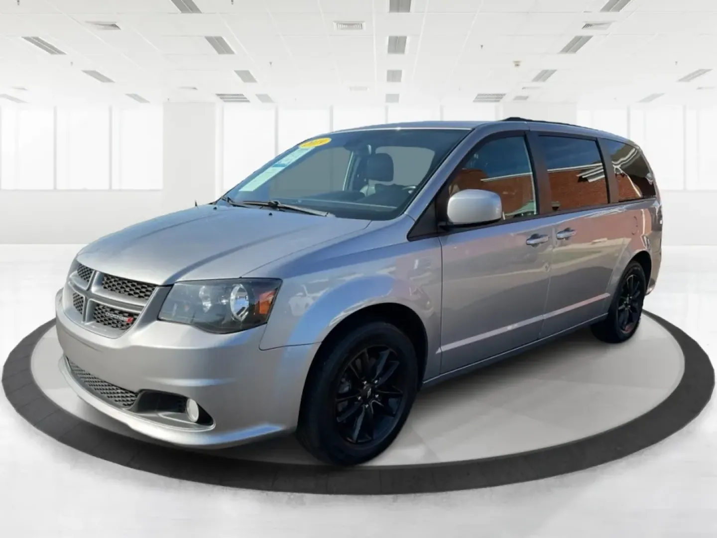 2019 Dodge Grand Caravan GT (2C4RDGEG7KR) with an Pentastar 3.6L V-6 DOHC engine, located at 1230 East Main St, Xenia, OH, 45385, (937) 908-9800, 39.688026, -83.910172 - Are you searching for the perfect vehicle that can effortlessly fit into your family's busy lifestyle? Look no further! The 2019 Dodge Grand Caravan GT is the ultimate choice for growing families, weekend adventurers, and anyone needing a reliable and spacious ride. With its impressive safety featur - Photo#8