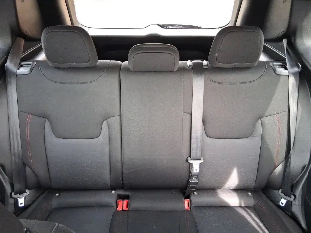 2016 Jeep Renegade Trailhawk (ZACCJBCTXGP) with an Tigershark MultiAir 2.4L I-4 variable valve contro engine, 9A transmission, located at 1099 N County Rd 25A , Troy, OH, 45373, (937) 908-9800, 40.057079, -84.212883 - **Experience Adventure and Comfort with the 2016 Jeep Renegade Trailhawk!**<br /> <br /> Are you ready to elevate your lifestyle with a versatile vehicle that's perfect for weekend getaways, daily commutes, and everything in between? Look no further than the 2016 Jeep Renegade Trailhawk available at - Photo#14