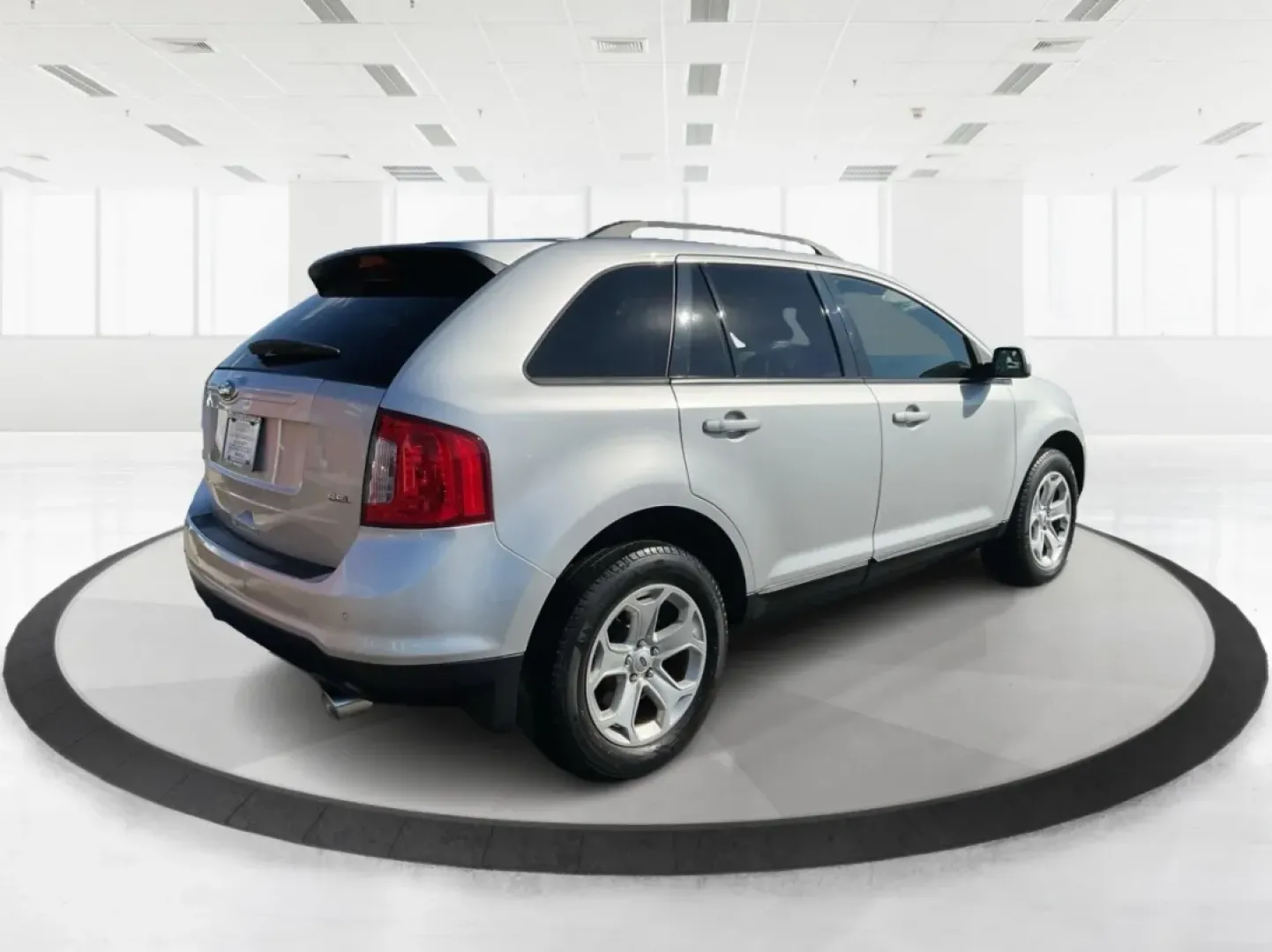 2012 Ford Edge SEL (2FMDK3JC9CB) with an Other engine, located at 880 E. National Road, Vandalia, OH, 45377, (937) 908-9800, 39.891918, -84.183594 - **Elevate Your Daily Drive with the 2012 Ford Edge SEL Perfect for Family Adventures and Daily Commutes!**<br /> <br /> Are you on the hunt for a versatile and stylish SUV that can cater to your family's needs while offering a comfortable daily commute? Look no further than the 2012 Ford Edge SEL, - Photo#2