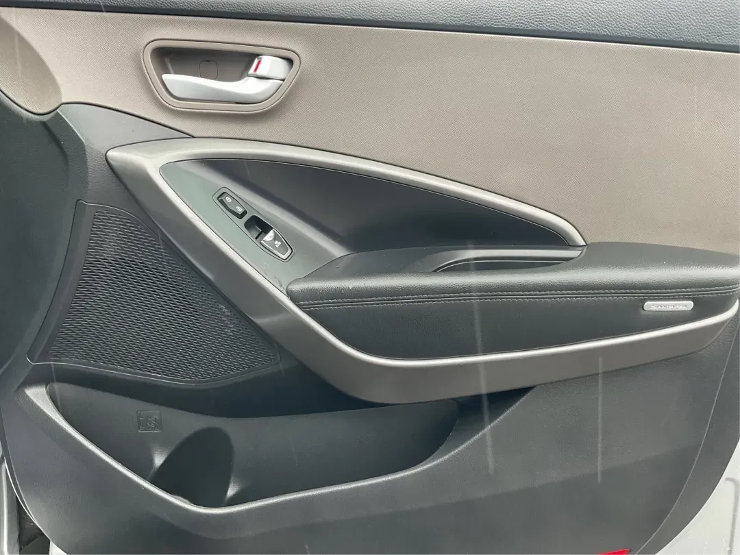 2017 Hyundai Santa Fe 2.4L (5XYZTDLB2HG) with an Theta II 2.4L I-4 gasoline direct injection engine, located at 1951 S Dayton Lakeview Rd., New Carlisle, OH, 45344, (937) 908-9800, 39.890999, -84.050255 - Discover the perfect blend of comfort, capability, and style with the 2017 Hyundai Santa Fe, now available at Advantage Car and Credit, located at 1184 Kauffman Ave, Fairborn, OH 45324. This versatile SUV is an excellent choice for growing families, weekend adventurers, or budget-conscious buyers lo - Photo#18