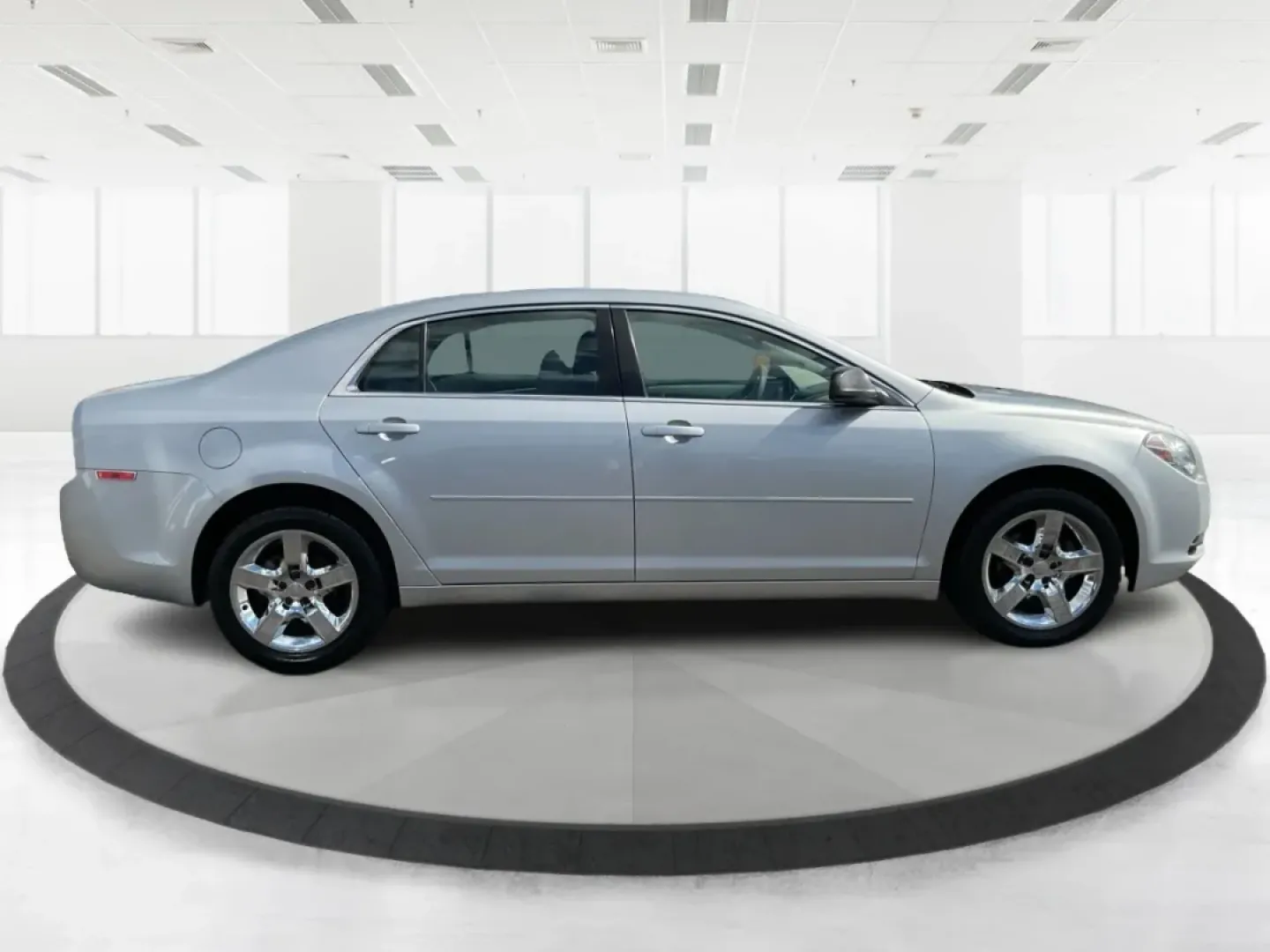 2012 Chevrolet Malibu LS (1G1ZB5E00CF) with an Ecotec 2.4L I-4 DOHC engine, located at 1230 East Main St, Xenia, OH, 45385, (937) 908-9800, 39.688026, -83.910172 - Looking for a reliable vehicle that fits seamlessly into your daily life? Look no further! The 2012 Chevrolet Malibu LS is the ultimate sedan for commuters, busy families, and weekend adventurers alike. With its efficient design and thoughtful features, this car is ready to elevate your driving expe - Photo#1