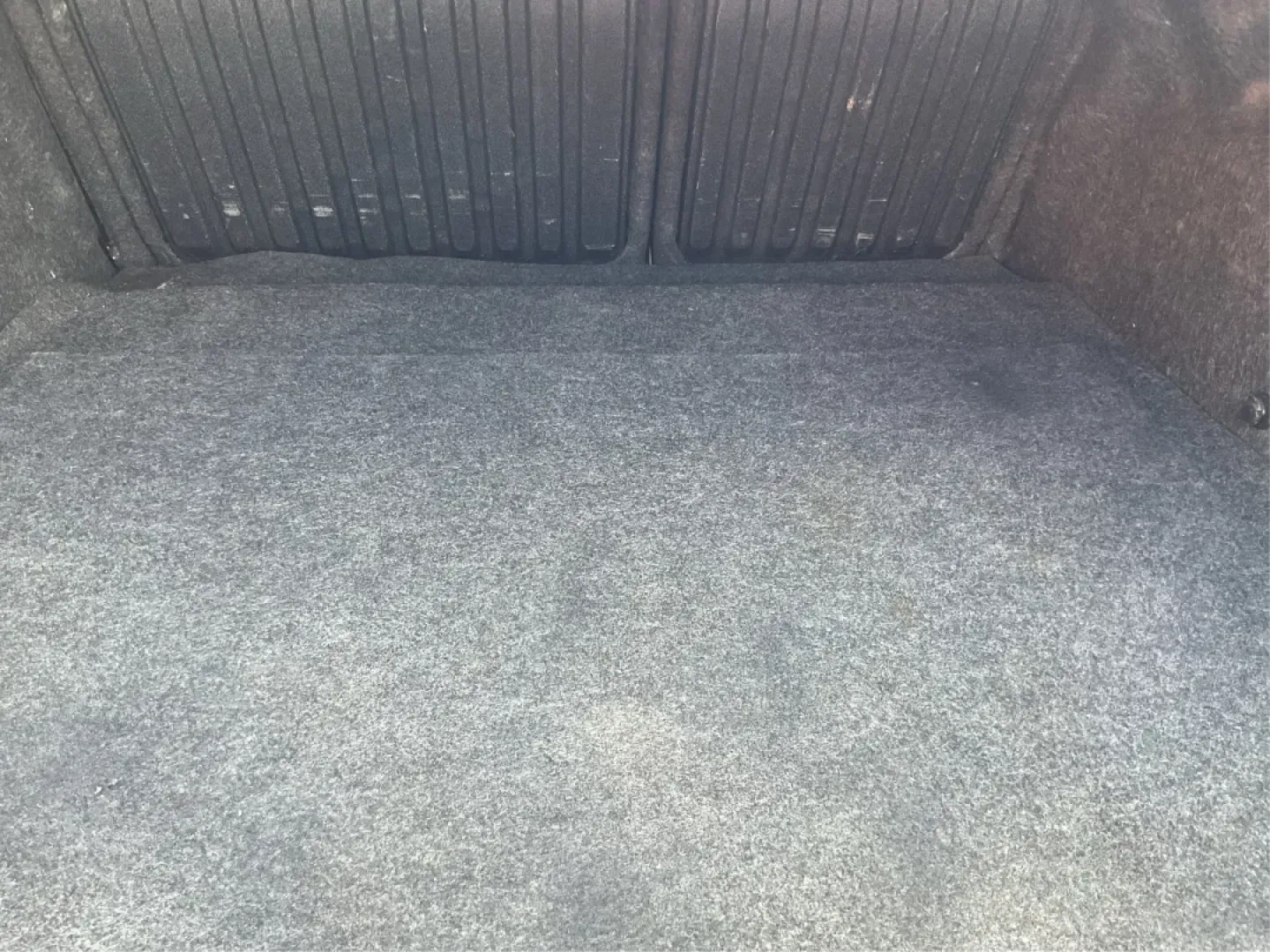 2012 Chevrolet Malibu LS (1G1ZB5E00CF) with an Ecotec 2.4L I-4 DOHC engine, located at 1230 East Main St, Xenia, OH, 45385, (937) 908-9800, 39.688026, -83.910172 - Looking for a reliable vehicle that fits seamlessly into your daily life? Look no further! The 2012 Chevrolet Malibu LS is the ultimate sedan for commuters, busy families, and weekend adventurers alike. With its efficient design and thoughtful features, this car is ready to elevate your driving expe - Photo#12