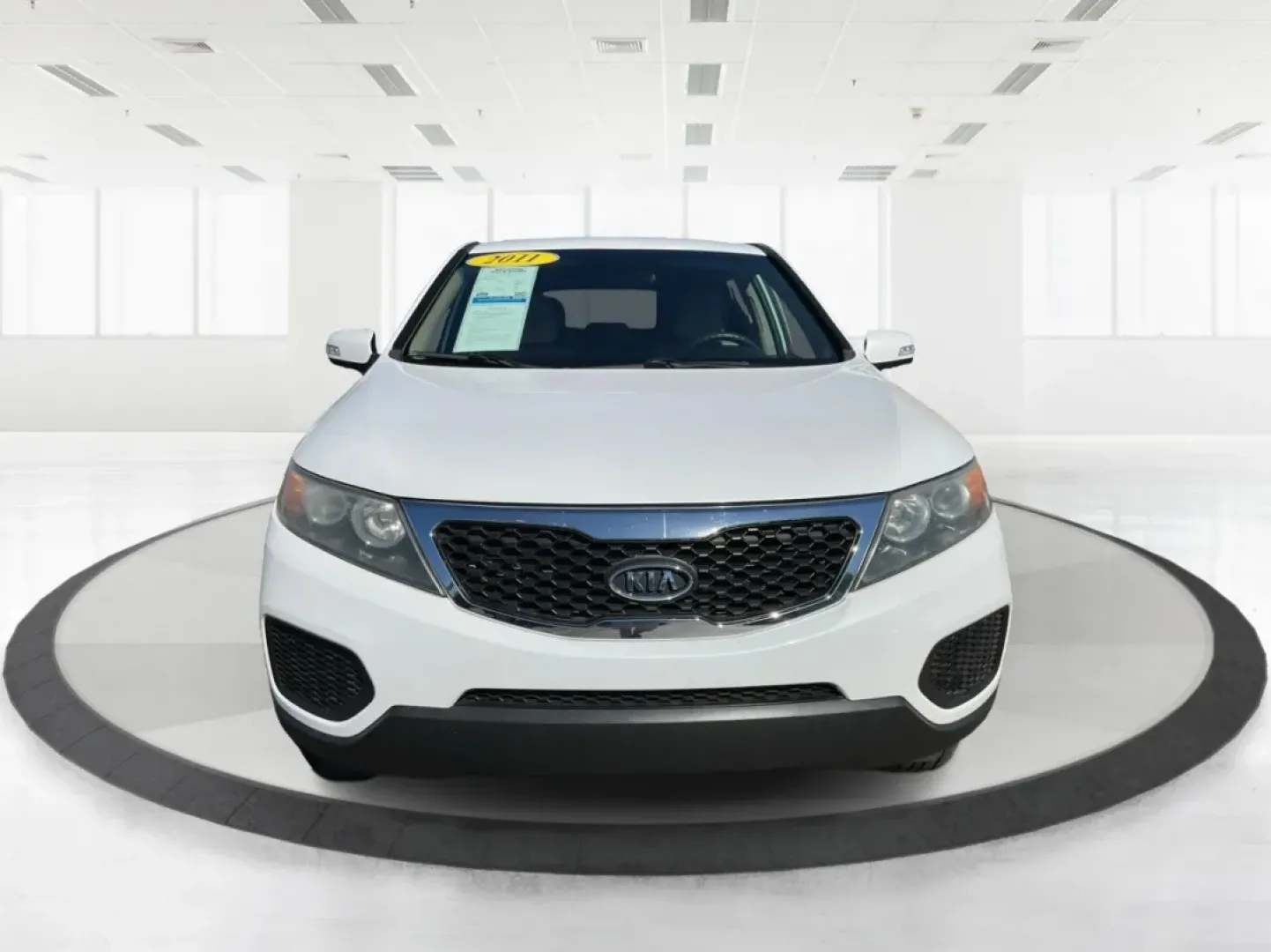 2011 Kia Sorento LX (5XYKTCA19BG) with an 2.4L I-4 DOHC engine, located at 880 E. National Road, Vandalia, OH, 45377, (937) 908-9800, 39.891918, -84.183594 - Discover your next adventure with the 2011 Kia Sorento LX, an SUV that's not just a vehicle but a versatile companion for all your lifestyle needs. Whether you're navigating the bustling streets of Vandalia, OH, commuting to work, or planning a weekend getaway, this vehicle is designed to keep up wi - Photo#7
