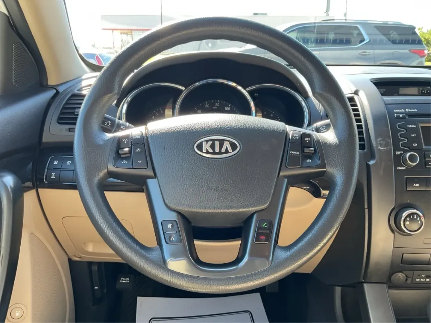 2011 Kia Sorento LX (5XYKTCA19BG) with an 2.4L I-4 DOHC engine, located at 880 E. National Road, Vandalia, OH, 45377, (937) 908-9800, 39.891918, -84.183594 - Discover your next adventure with the 2011 Kia Sorento LX, an SUV that's not just a vehicle but a versatile companion for all your lifestyle needs. Whether you're navigating the bustling streets of Vandalia, OH, commuting to work, or planning a weekend getaway, this vehicle is designed to keep up wi - Photo#16
