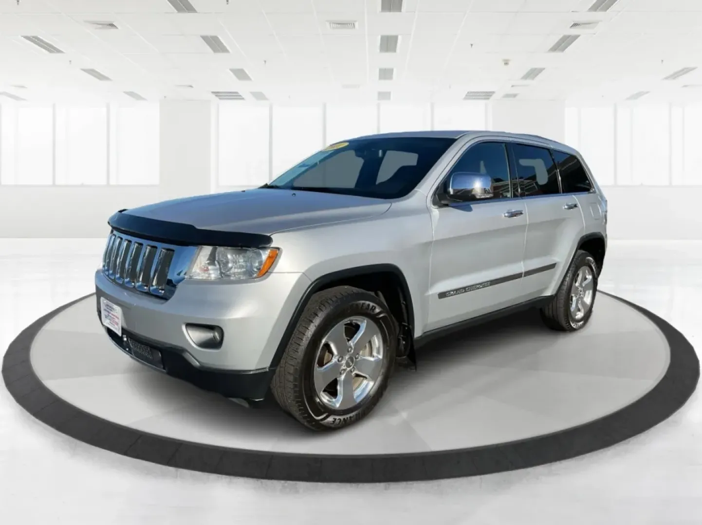 2011 Jeep Grand Cherokee Limited (1J4RR5GT0BC) with an Other engine, located at 1099 N County Rd 25A , Troy, OH, 45373, (937) 908-9800, 40.057079, -84.212883 - Discover the ultimate adventure companion waiting for you at Advantage Car and Credit - Troy, located at 1099 N County Rd 25A, Troy, OH 45373. Our **2011 Jeep Grand Cherokee Limited** is designed for those who crave exploration without sacrificing comfort. Ideal for weekend getaways, this SUV seamle - Photo#8