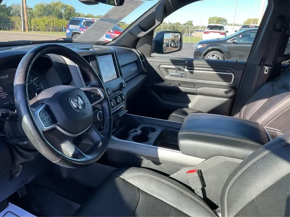 2020 Ram 1500 Big Horn Crew Cab 4x4 5'7 Box (1C6SRFFT8LN) with an 5.7L V8 OHV 16V engine, 8A transmission, located at 1230 East Main St, Xenia, OH, 45385, (937) 908-9800, 39.688026, -83.910172 - **Unleash Adventure with the 2020 Ram 1500 Big Horn Crew Cab 4x4! Perfect for Your Lifestyle!**<br /> <br /> Are you ready to elevate your driving experience? The 2020 Ram 1500 Big Horn Crew Cab 4x4 is your ultimate companion for weekend getaways, daily commutes, or even family road trips. With its - Photo#9