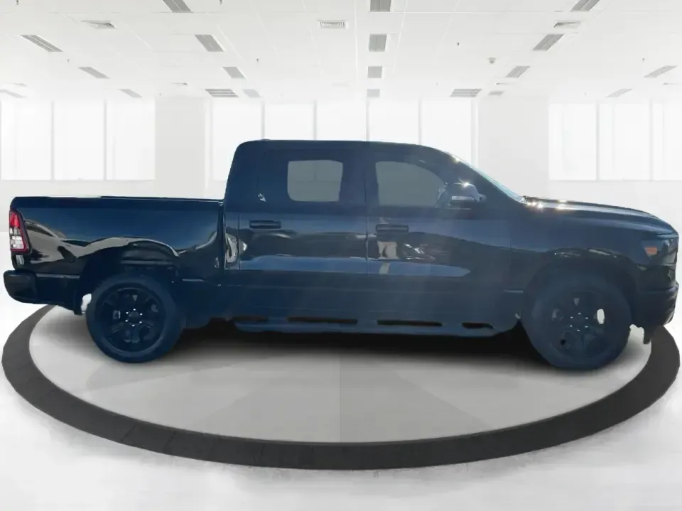 2020 Ram 1500 Big Horn Crew Cab SWB 4WD (1C6SRFFT8LN) with an 5.7L V8 OHV 16V engine, 8A transmission, located at 4508 South Dixie Dr, Moraine, OH, 45439, (937) 908-9800, 39.689976, -84.218452 - Picture your next weekend: the boat hooked up, the family loaded in, and a smooth pull down I75 toward the river-without needing to baby the throttle or worry about space. This 2020 Ram 1500 Big Horn Crew Cab 4x4 (5'7-in box) is built for real life in Southwest Ohio, whether you're commuting from K - Photo#1