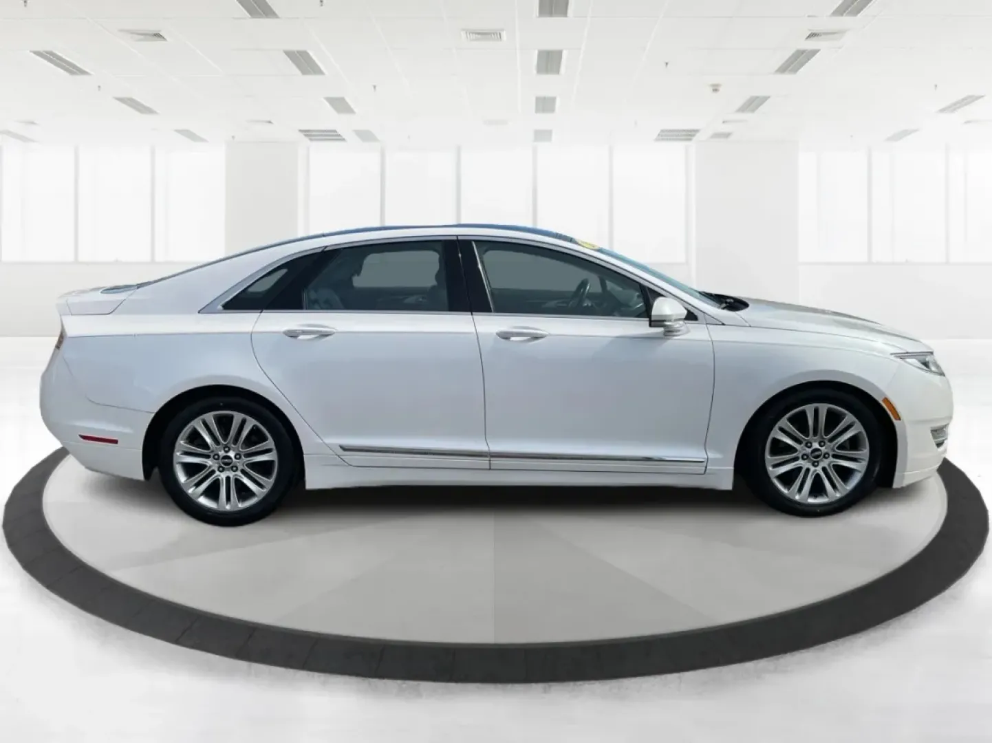 2015 Lincoln MKZ Base (3LN6L2GKXFR) with an Other engine, located at 1230 East Main St, Xenia, OH, 45385, (937) 908-9800, 39.688026, -83.910172 - **Discover the 2015 Lincoln MKZ: Your Ideal Blend of Luxury and Affordability!** <br /> <br /> Are you searching for a stylish, reliable vehicle that won't break the bank? Look no further than the 2015 Lincoln MKZ, available now at Advantage Car and Credit in Fairborn, OH. This stunning vehicle is p - Photo#1