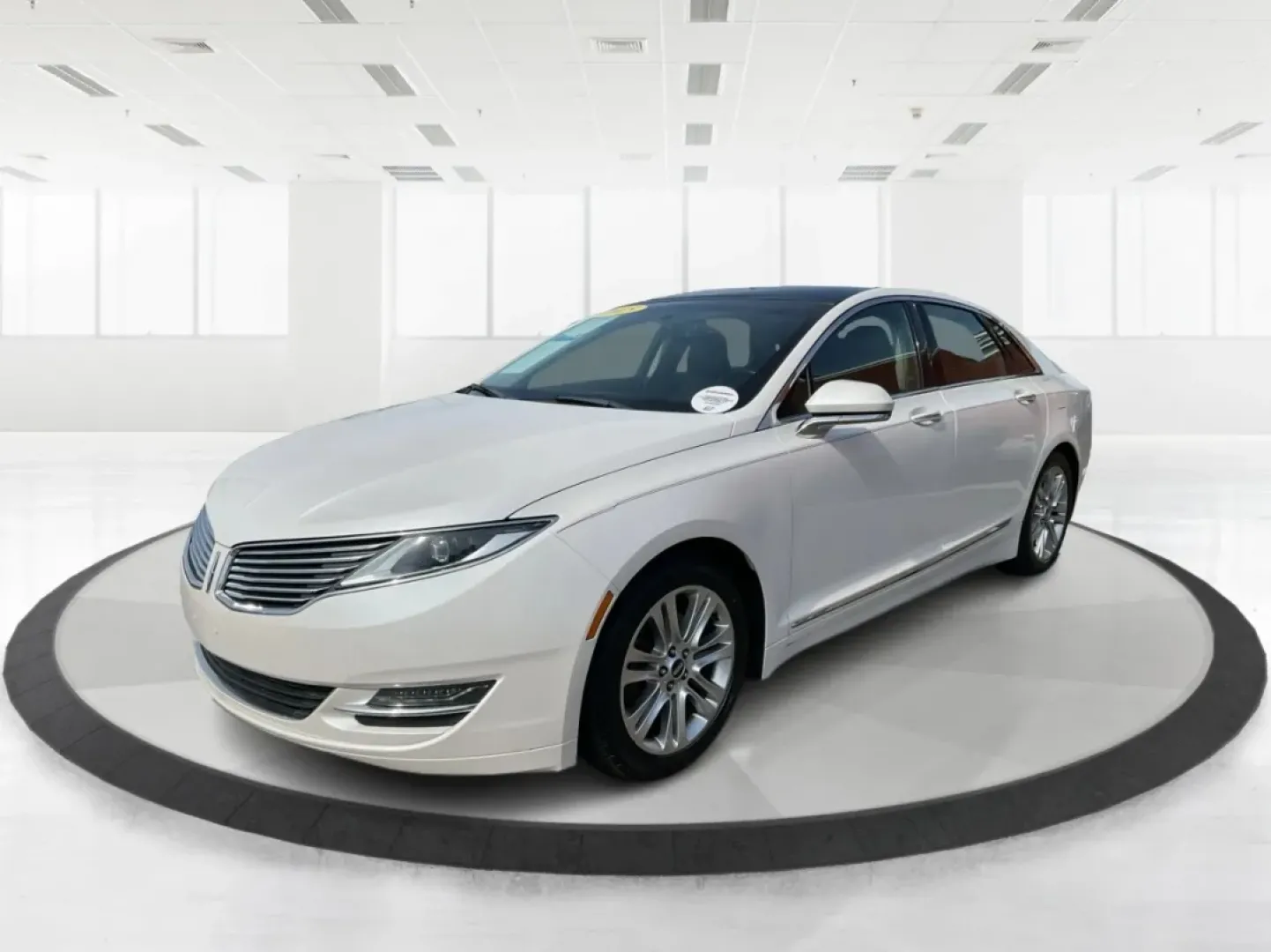 2015 Lincoln MKZ Base (3LN6L2GKXFR) with an Other engine, located at 1230 East Main St, Xenia, OH, 45385, (937) 908-9800, 39.688026, -83.910172 - **Discover the 2015 Lincoln MKZ: Your Ideal Blend of Luxury and Affordability!** <br /> <br /> Are you searching for a stylish, reliable vehicle that won't break the bank? Look no further than the 2015 Lincoln MKZ, available now at Advantage Car and Credit in Fairborn, OH. This stunning vehicle is p - Photo#8