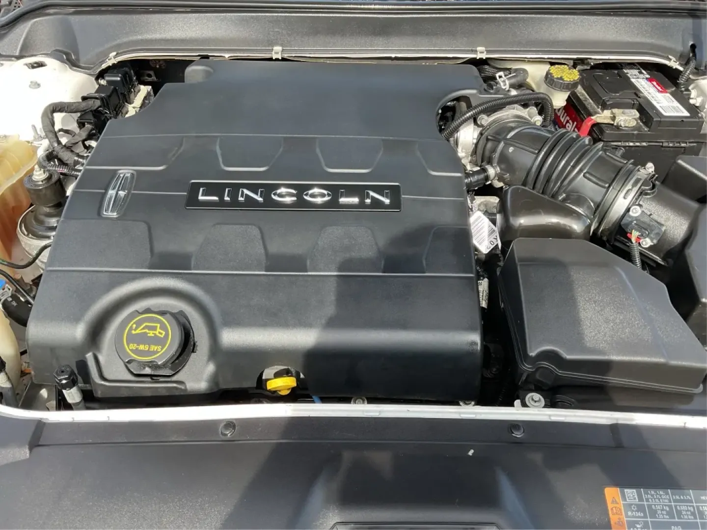 2015 Lincoln MKZ Base (3LN6L2GKXFR) with an Other engine, located at 1230 East Main St, Xenia, OH, 45385, (937) 908-9800, 39.688026, -83.910172 - **Discover the 2015 Lincoln MKZ: Your Ideal Blend of Luxury and Affordability!** <br /> <br /> Are you searching for a stylish, reliable vehicle that won't break the bank? Look no further than the 2015 Lincoln MKZ, available now at Advantage Car and Credit in Fairborn, OH. This stunning vehicle is p - Photo#11