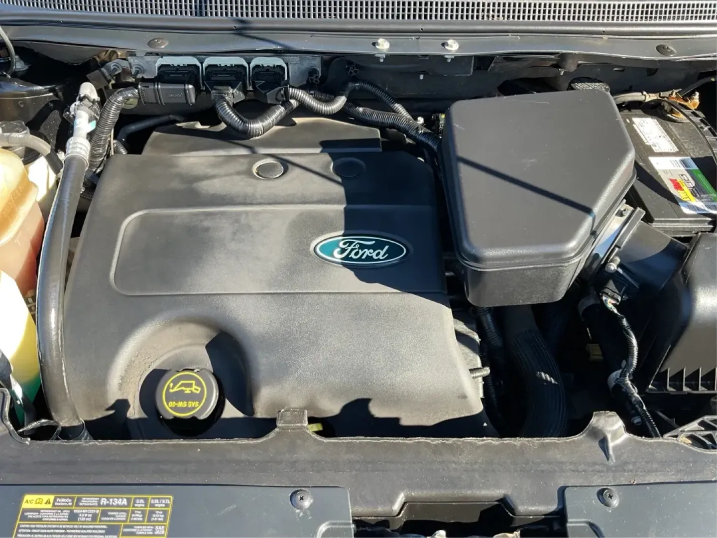 2014 Ford Edge Limited (2FMDK4KC4EB) with an 3.5L V-6 DOHC engine, located at 8750 N County Rd 25A, Piqua, OH, 45356, (937) 908-9800, 40.164391, -84.232513 - **Adventure Awaits: Drive Home a 2014 Ford Edge Limited Today!**<br /> <br /> Are you looking for a versatile vehicle that seamlessly fits into your lifestyle? Whether you're navigating your morning commute, embarking on family weekend getaways, or simply running errands around Piqua, the 2014 Ford - Photo#11