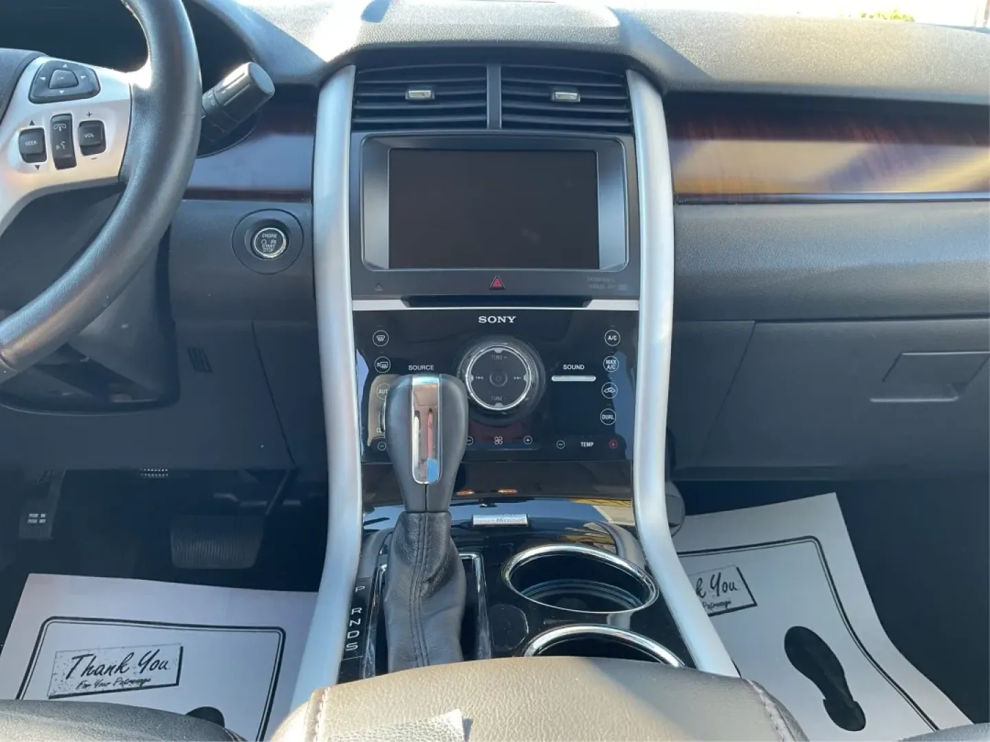 2014 Ford Edge Limited (2FMDK4KC4EB) with an 3.5L V-6 DOHC engine, located at 8750 N County Rd 25A, Piqua, OH, 45356, (937) 908-9800, 40.164391, -84.232513 - **Adventure Awaits: Drive Home a 2014 Ford Edge Limited Today!**<br /> <br /> Are you looking for a versatile vehicle that seamlessly fits into your lifestyle? Whether you're navigating your morning commute, embarking on family weekend getaways, or simply running errands around Piqua, the 2014 Ford - Photo#13