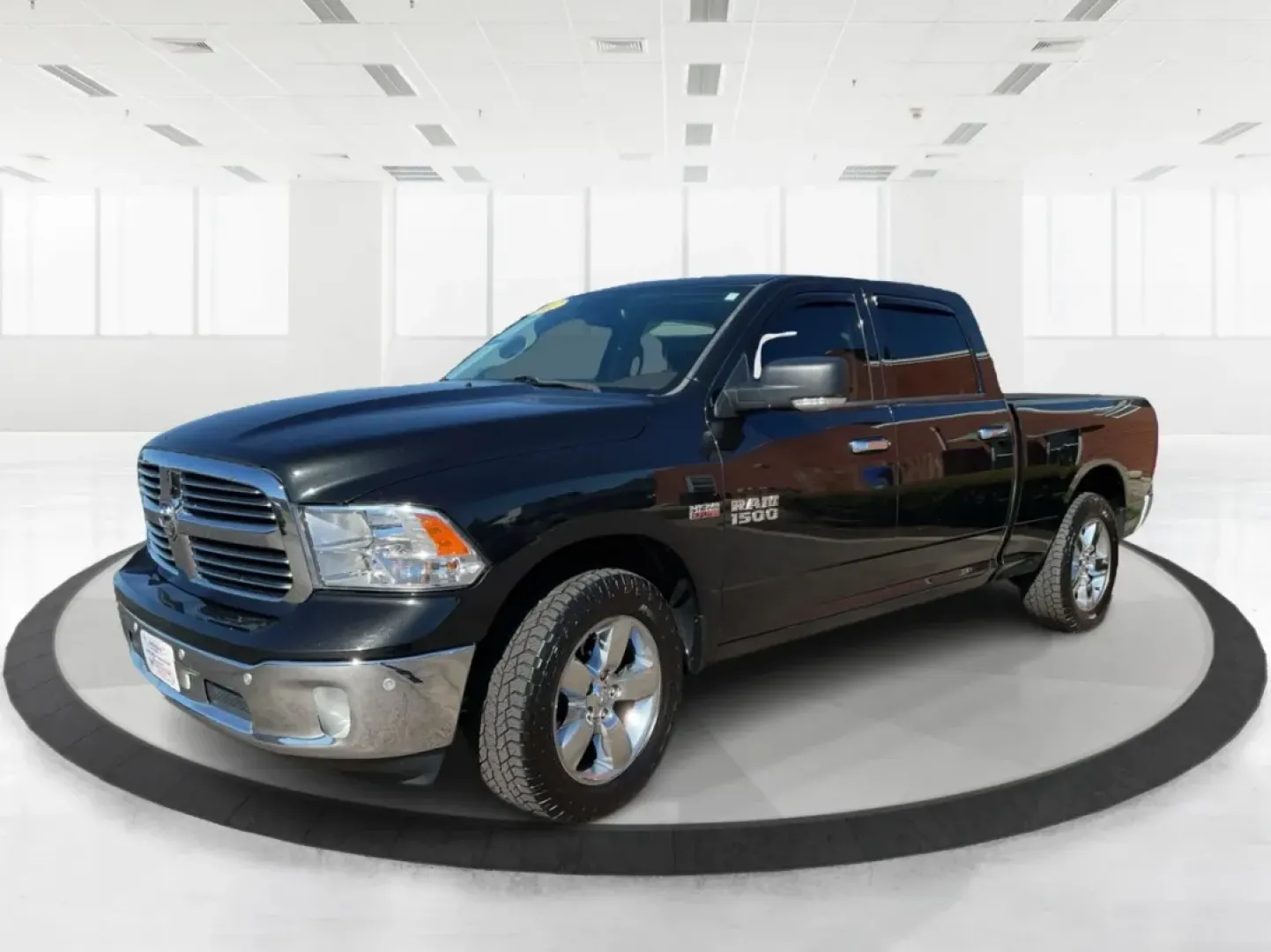 2017 Ram 1500 Big Horn Crew Cab 4x4 6'4 Box (1C6RR7TT5HS) with an Other engine, located at 4508 South Dixie Dr, Moraine, OH, 45439, (937) 908-9800, 39.689976, -84.218452 - **Discover Your Next Adventure with the 2017 Ram 1500 Big Horn Crew Cab!**<br /> <br /> Are you ready to elevate your lifestyle with a reliable and powerful truck? Whether you're navigating the bustling streets of Moraine or heading out for weekend adventures, the 2017 Ram 1500 Big Horn Crew Cab 4x4 - Photo#8